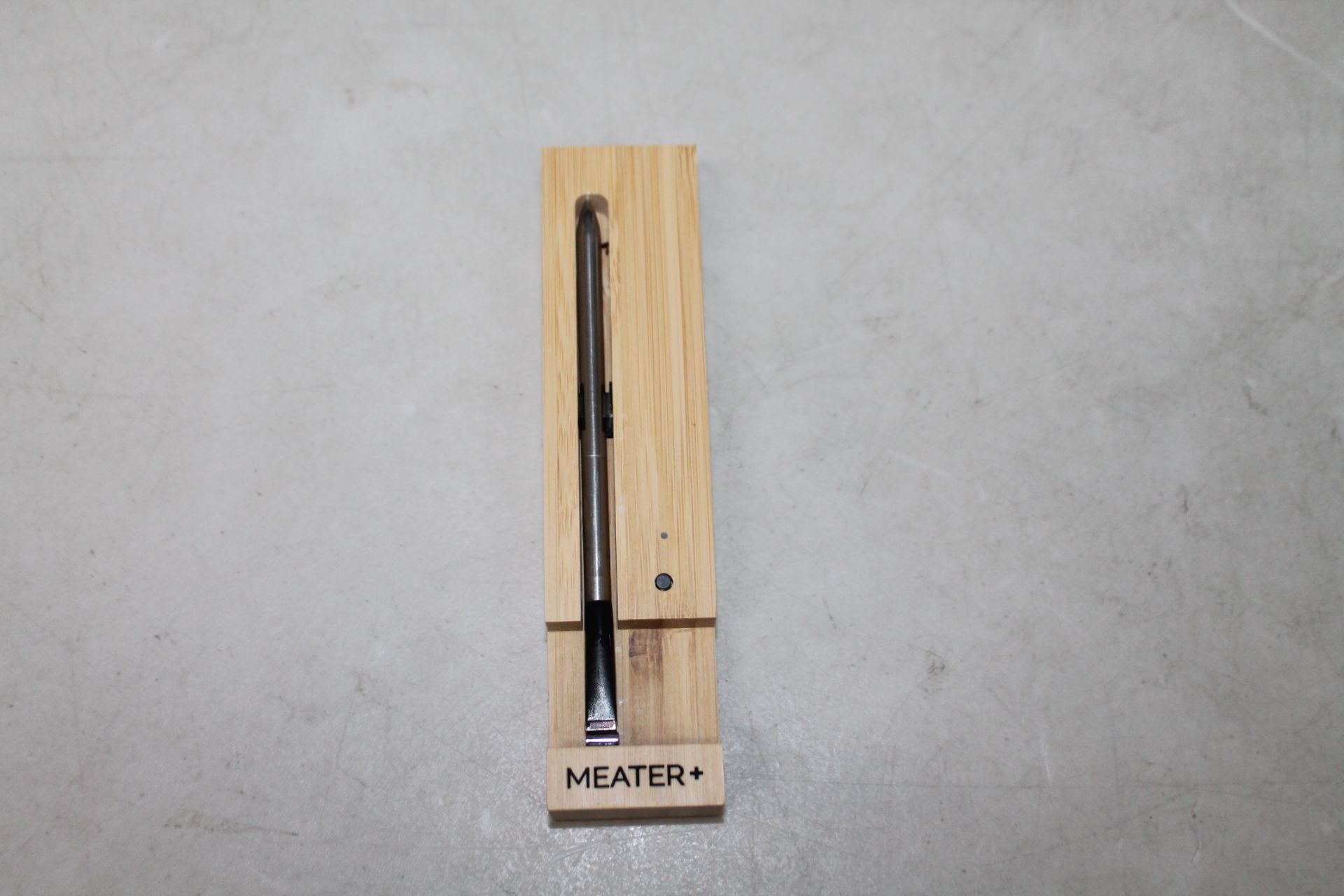 1 MEATER PLUS WIRELESS MEAT THERMOMETER RRP Â£49.99