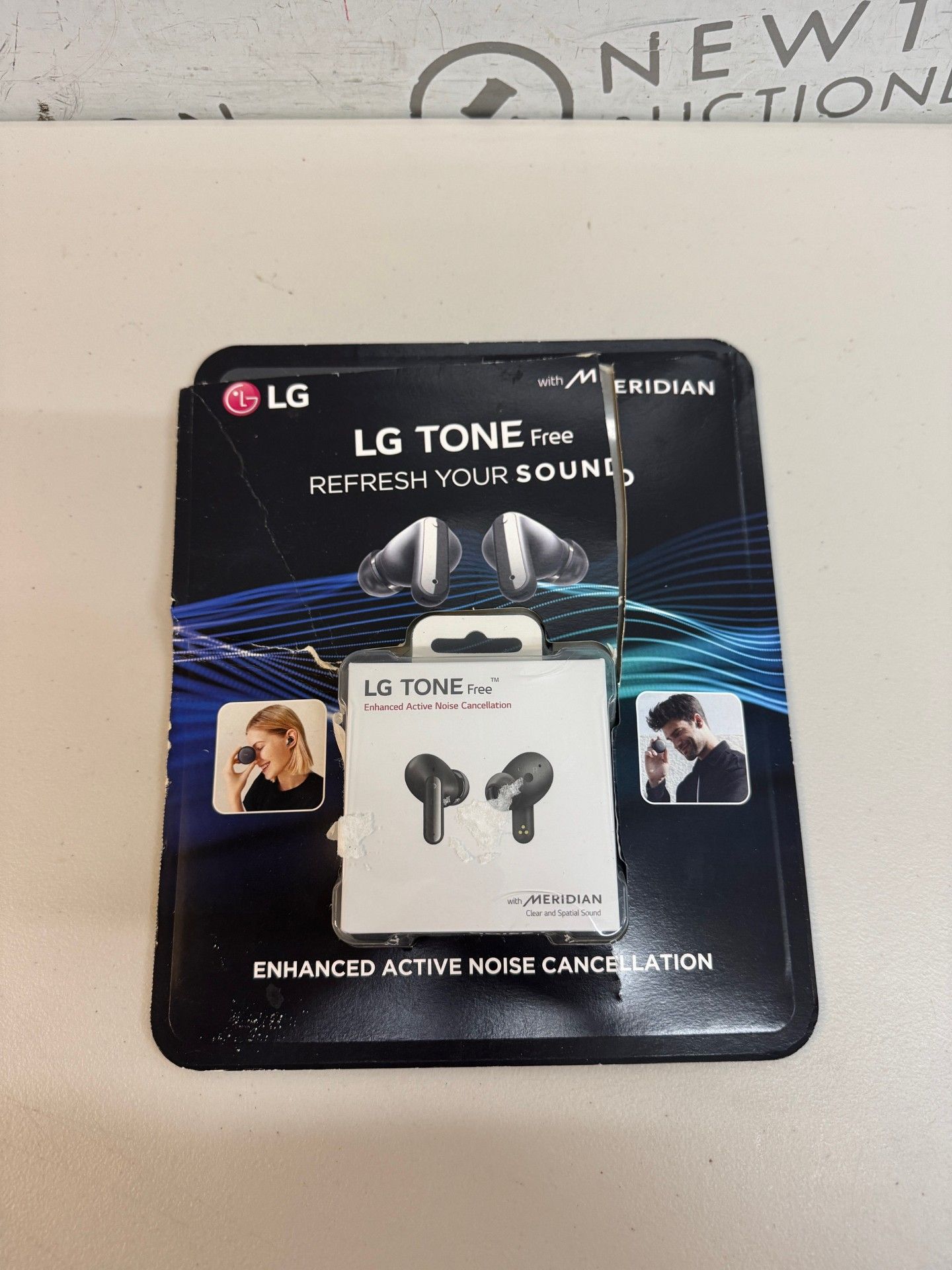 1 PACKED LG TONE FREE TRUE WIRELESS HEADPHONES, TONE-UFP5 RRP Â£59