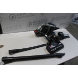 1 BOSCH CORDLESS VACUUM CLEANER UNLIMITED SERIES 8 GEN2 RRP Â£129.99