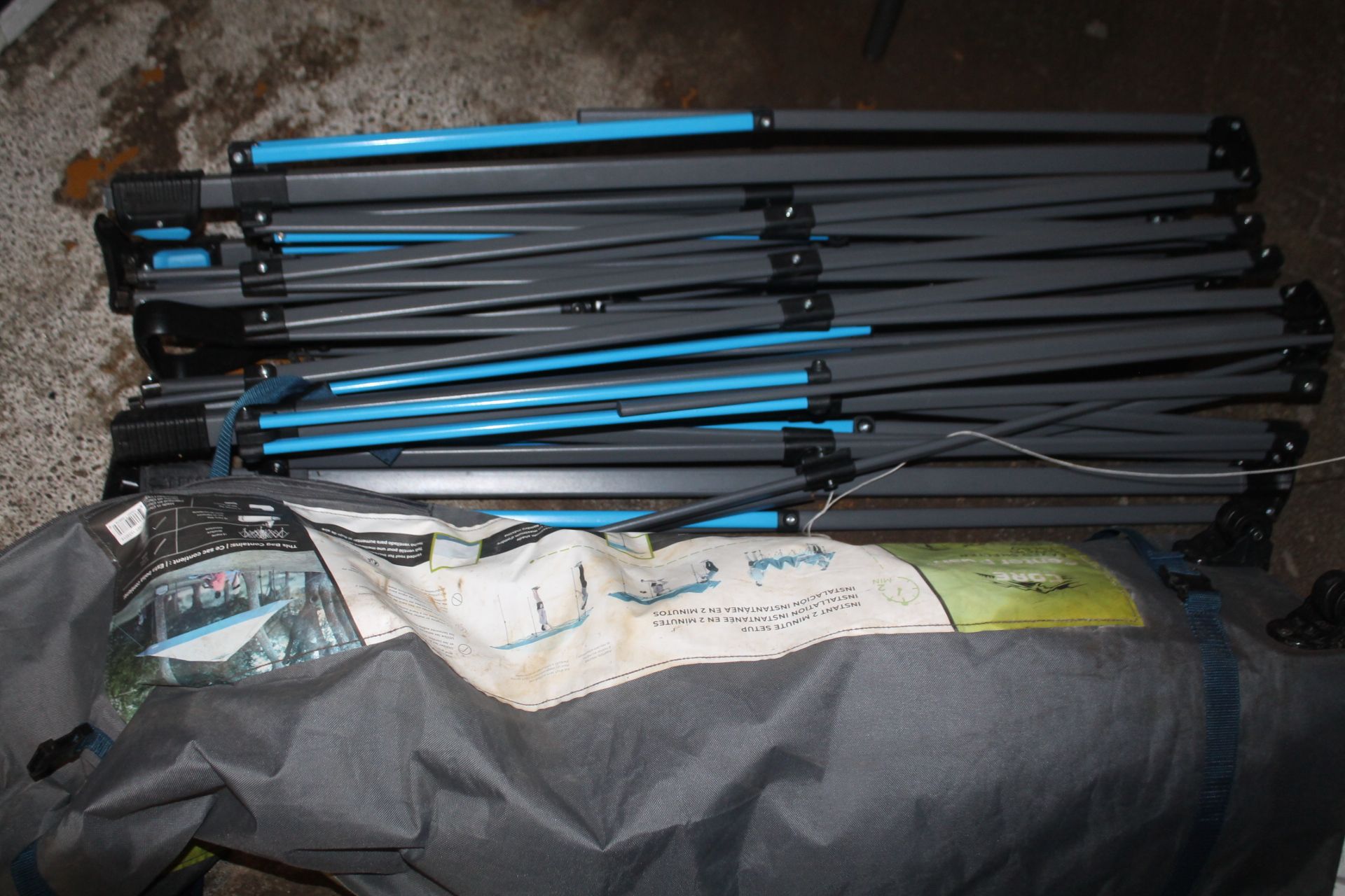 1 COLEMAN 13 X 13FT (3.9 X 3.9M) INSTANT EAVED SHELTER RRP Â£169.99