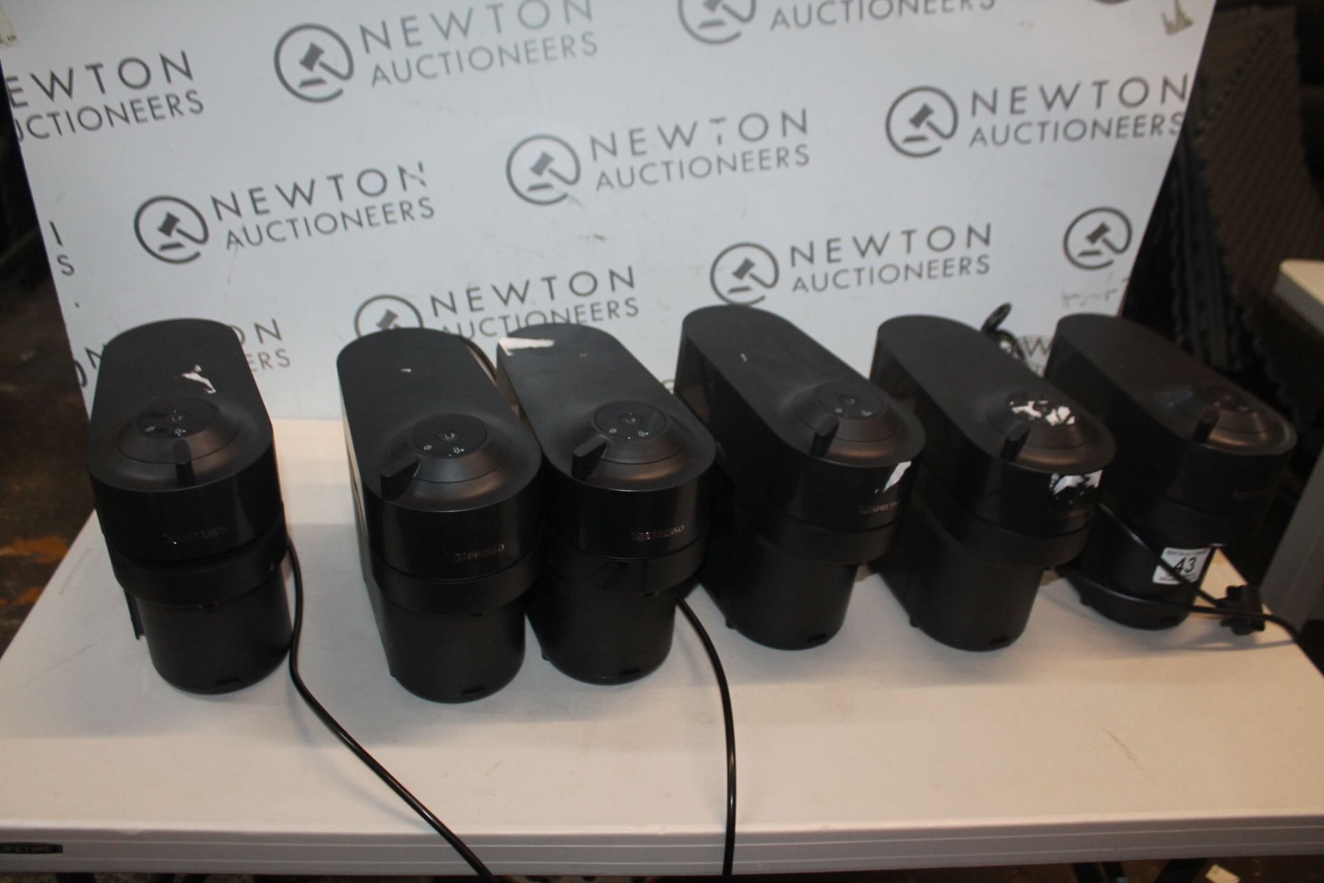 1 SET OF 6 X NESPRESSO BY MAGIMIX VERTUO M800 POP CAPSULE COFFEE MACHINES