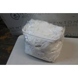 1 BAGGED KIRKLAND SIGNATURE DUVET SET, KING RRP Â£89