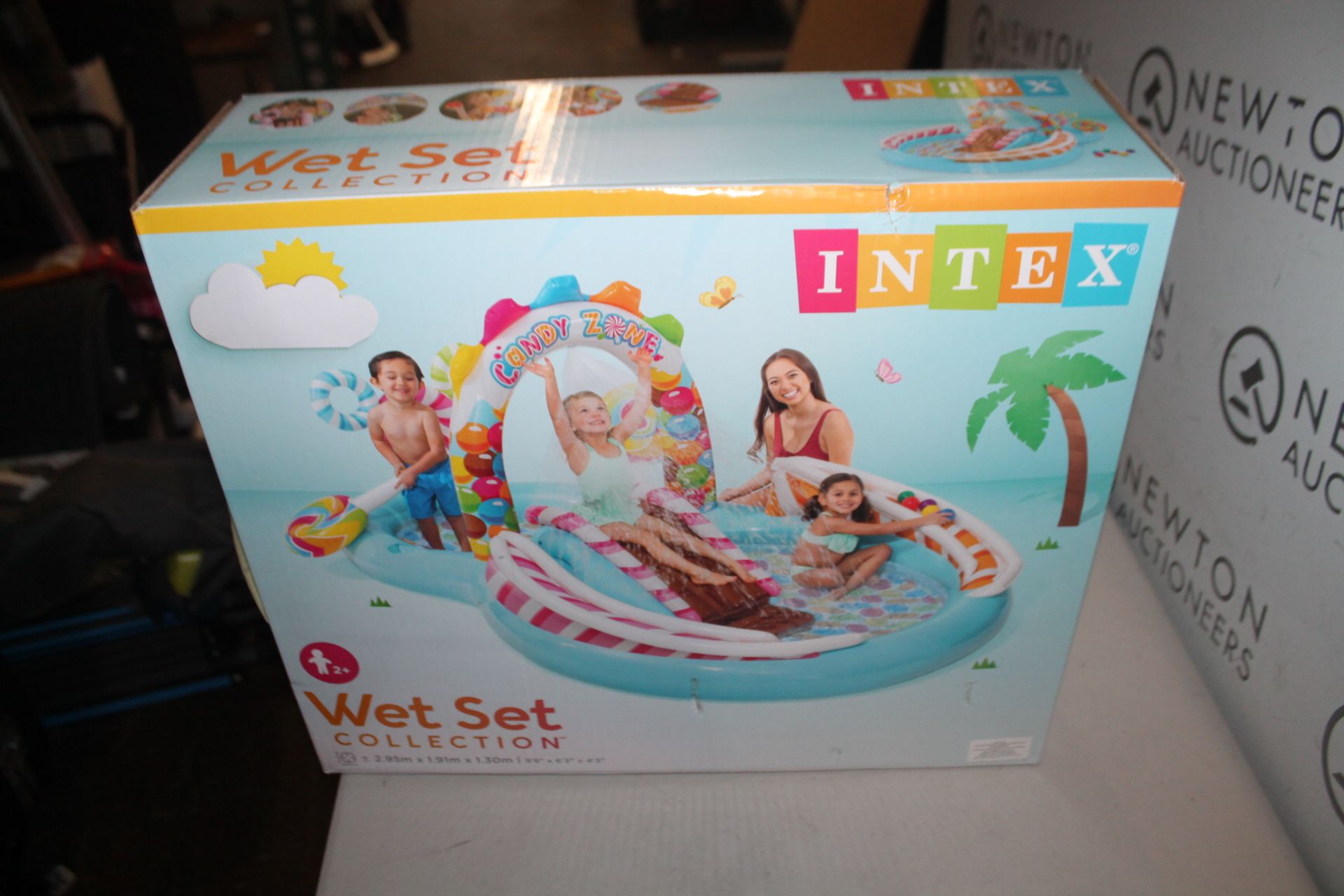 1 BRAND NEW BOXED INTEX CANDY ZONE INFLATABLE PLAYCENTRE (3+ YEARS) RRP Â£29