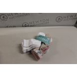 1 PACK OF SKETCHERS LOW CREW SOCKS SIZE UK 3-7 RRP Â£19.99