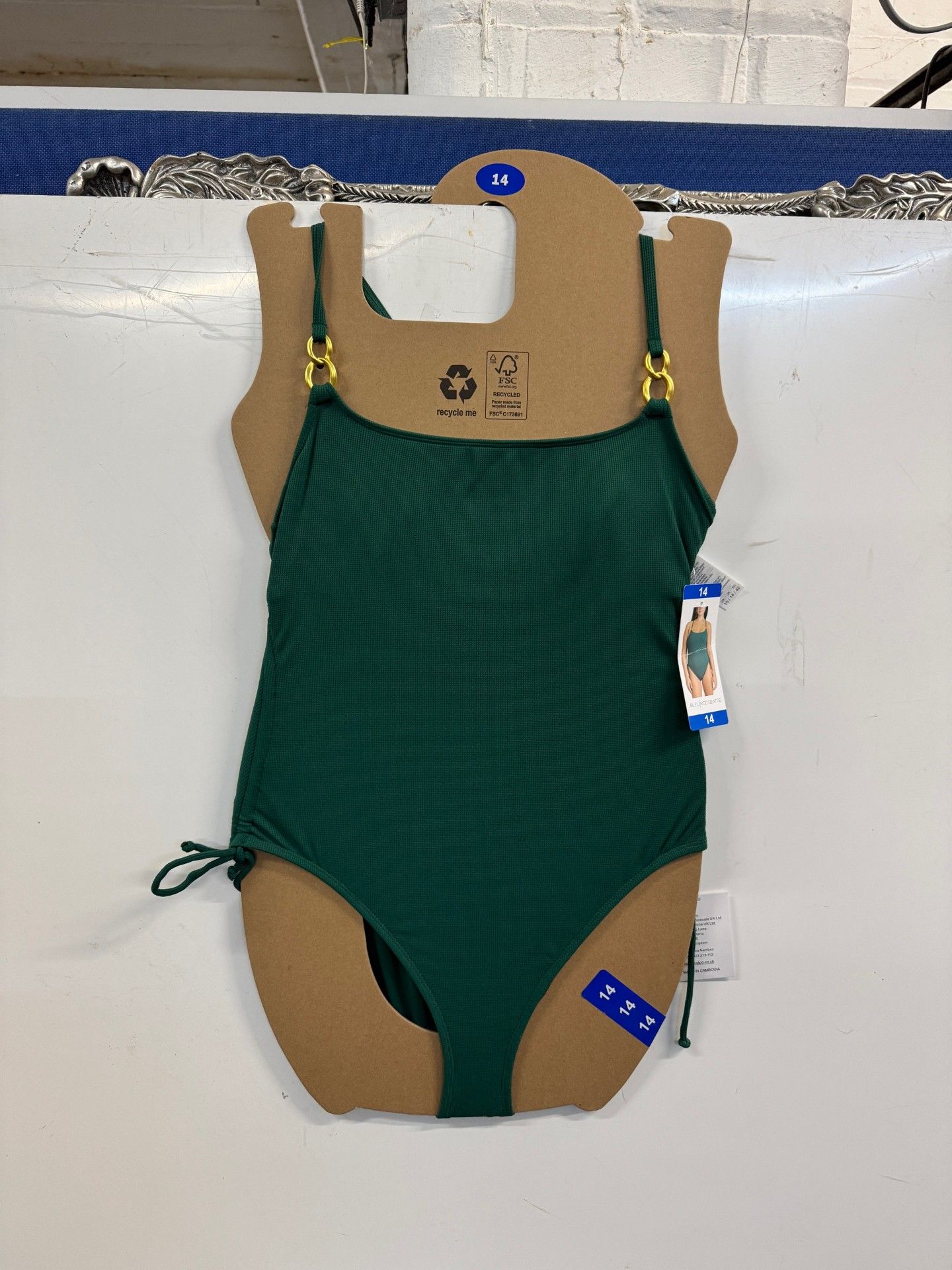 1 ROD BEATTIE LADIES BLEU SWIMSUIT IN GREEN SIZE 14 RRP Â£19