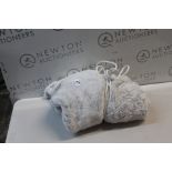 1 BERKSHIRE LIFE HEATED THROW