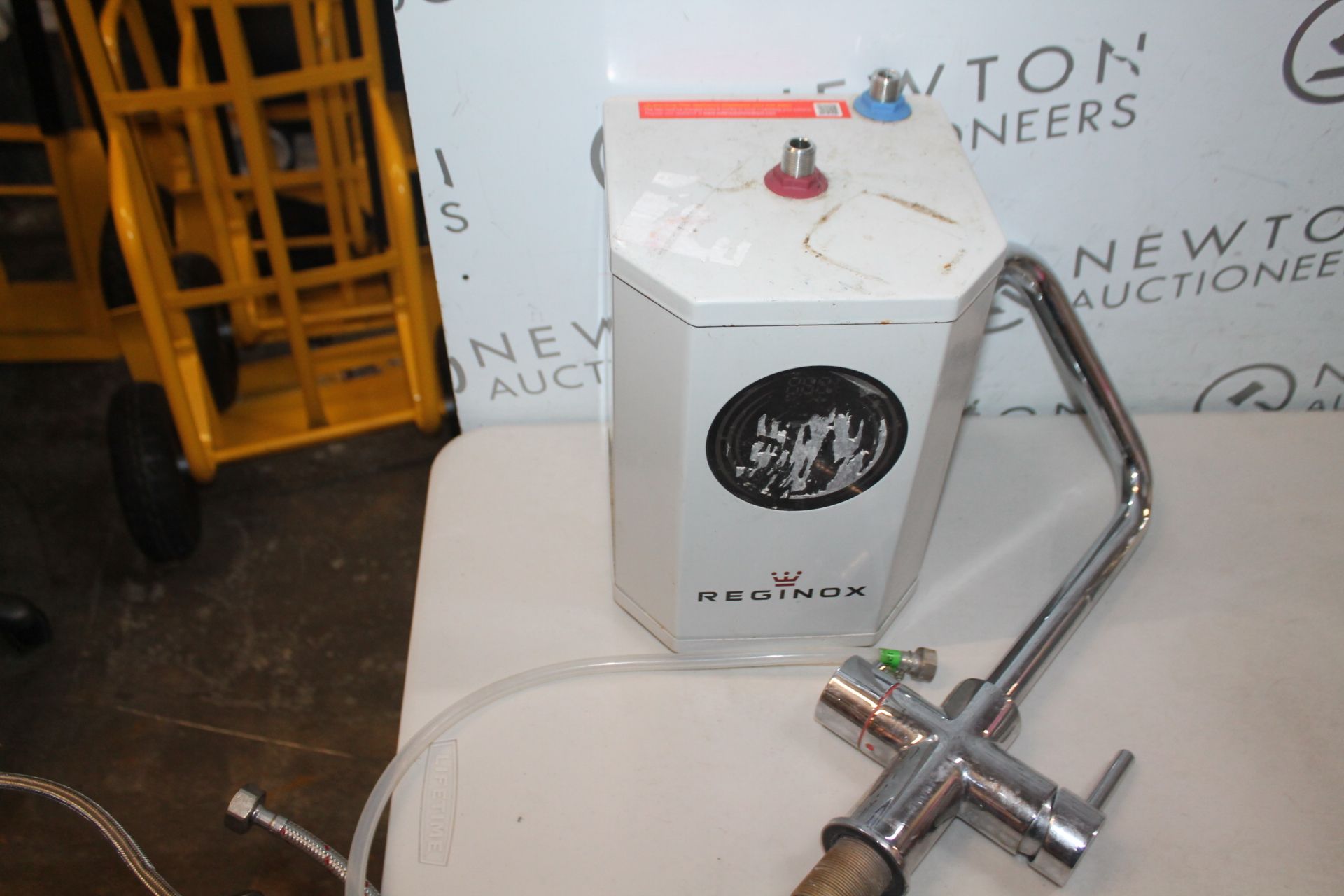 1 REGINOX TRIBEZI 3-IN-1 HOT TAP RRP Â£399