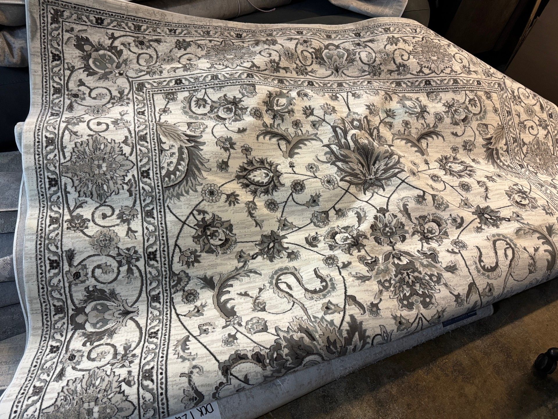 1 GERTMENIAN THOMASVILLE PENA IVORY AREA RUG 240 X 305 CM RRP Â£199