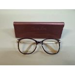 1 PAIR OF SOPHIA LOREN GLASSESS FRAME WITH CASE RRP Â£99