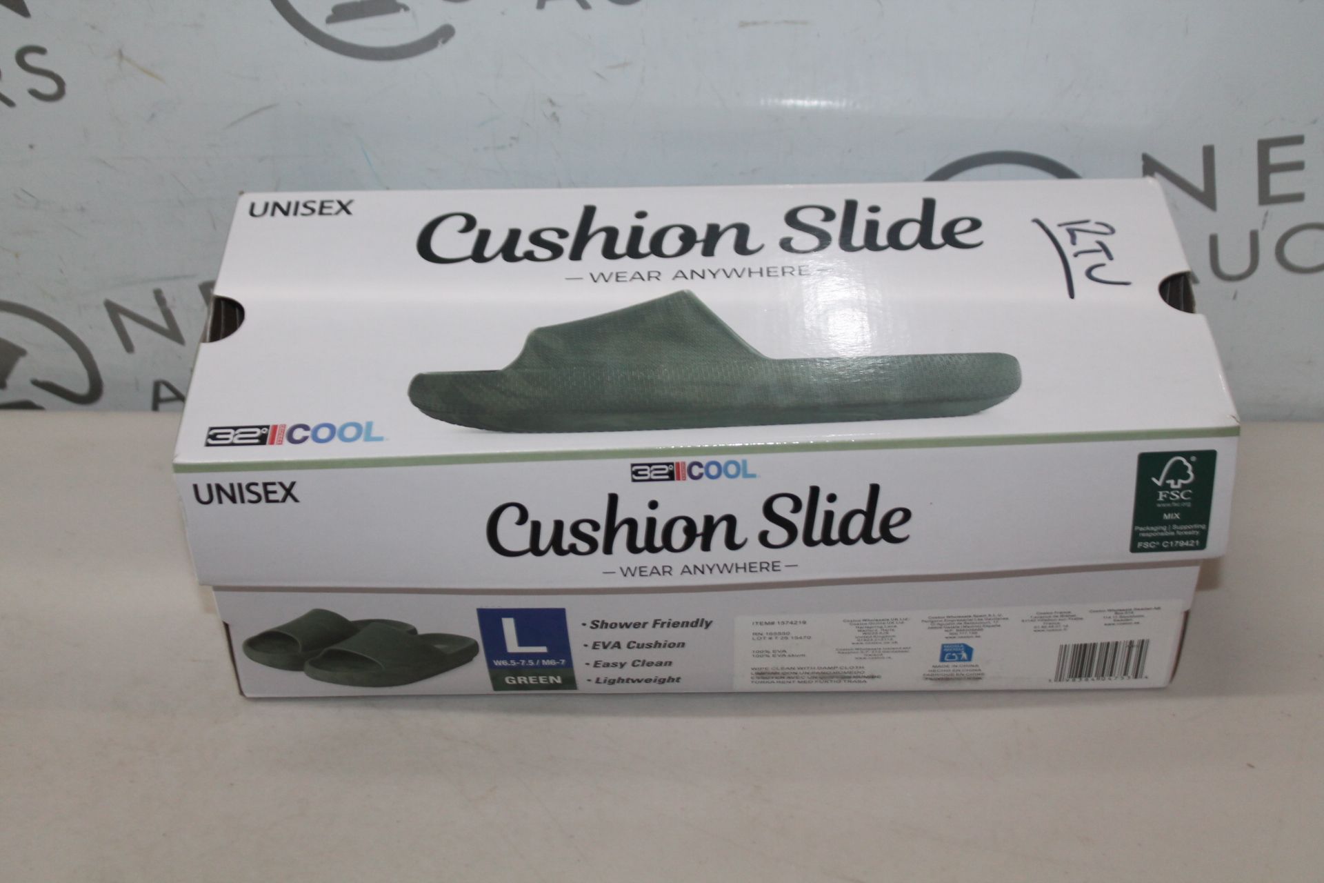 1 BOXED 32 DEGREE COOL CUSHION SLIDERS SIZE LARGE RRP Â£19.99