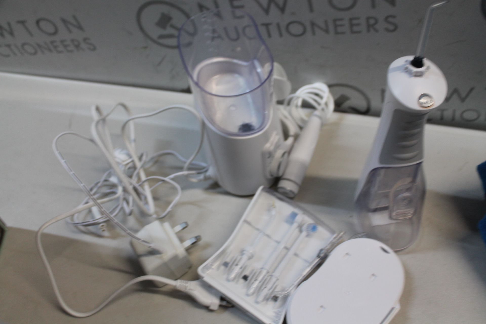 1 WATERPIK ULTRA PLUS WATER FLOSSER RRP Â£99