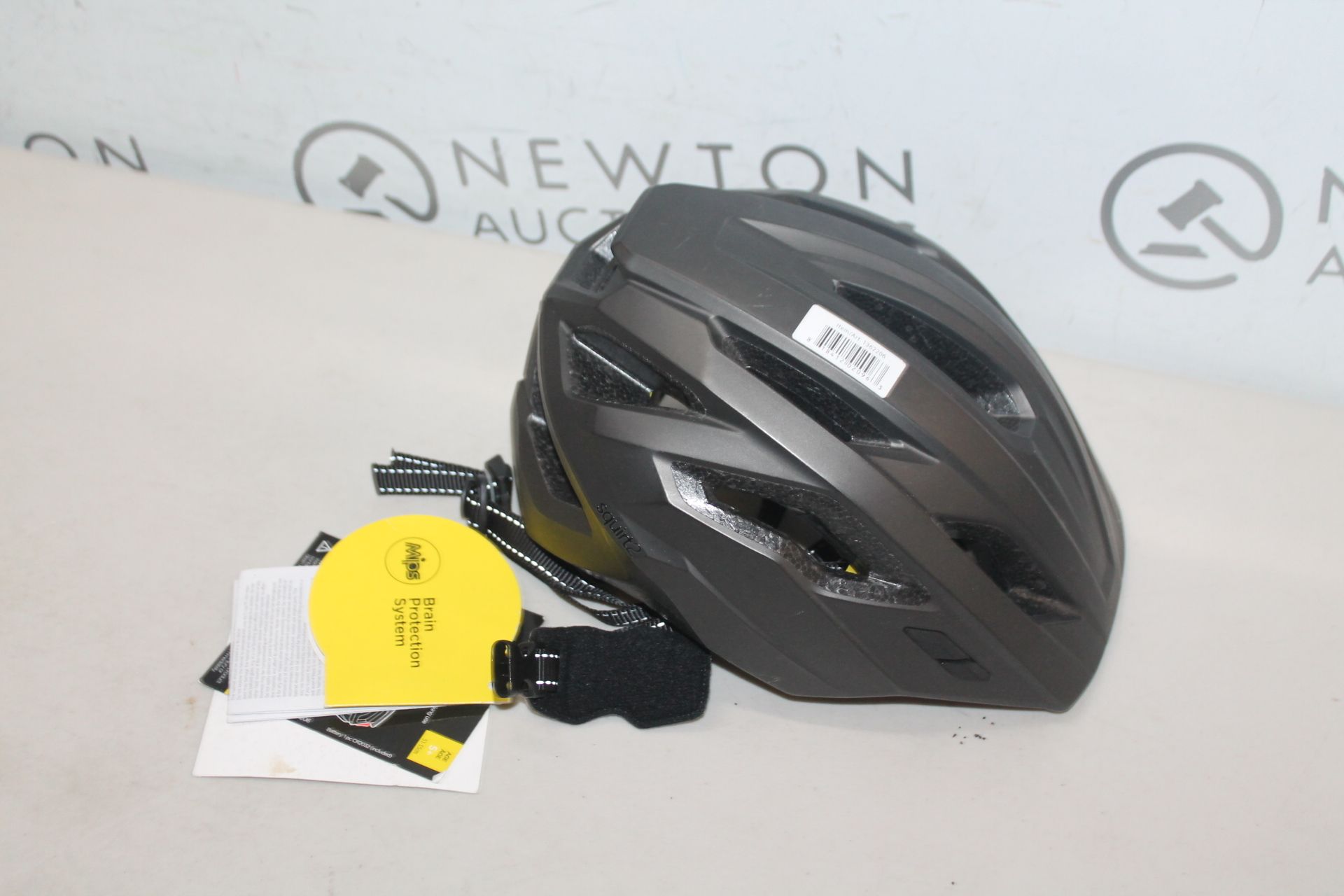 1 MIPS JUNIOR BIKE HELMET AGE 5+ SIZE 51-55CM RRP Â£49