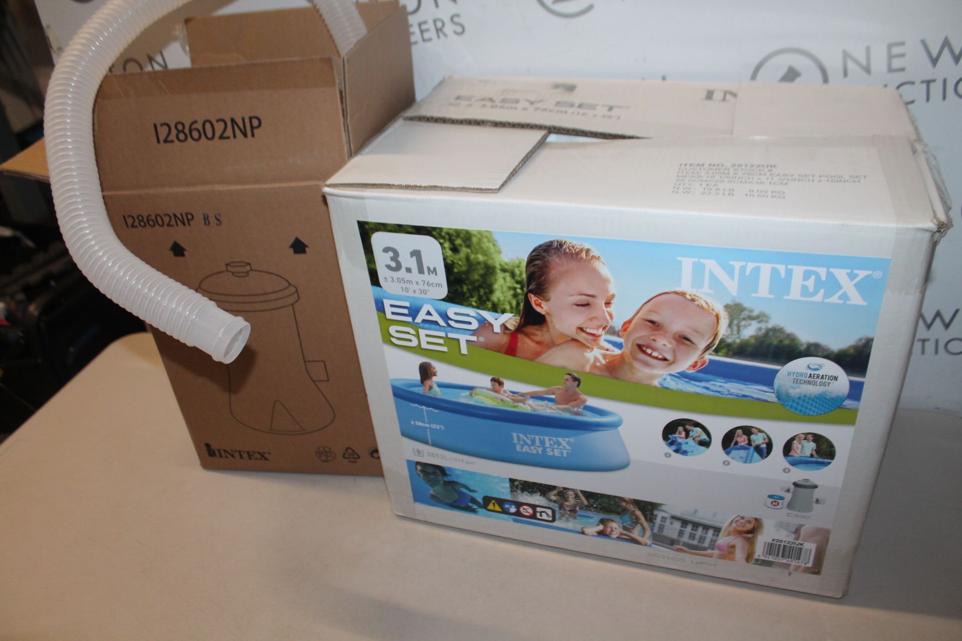 1 BOXED INTEX 10FT EASY SET POOL RRP Â£59