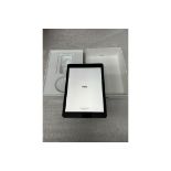 1 BOXED APPLE IPAD (6TH GEN) 128GB WIFI SPACE GREY MODEL MR7J2B/A A1893 RRP Â£699 (WORKING)