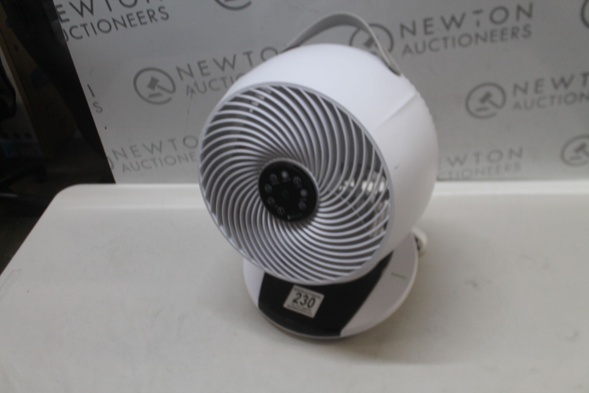 1 MEACO MEACOFAN 1056AC ROOM AIR CIRCULATOR FAN RRP Â£119.99