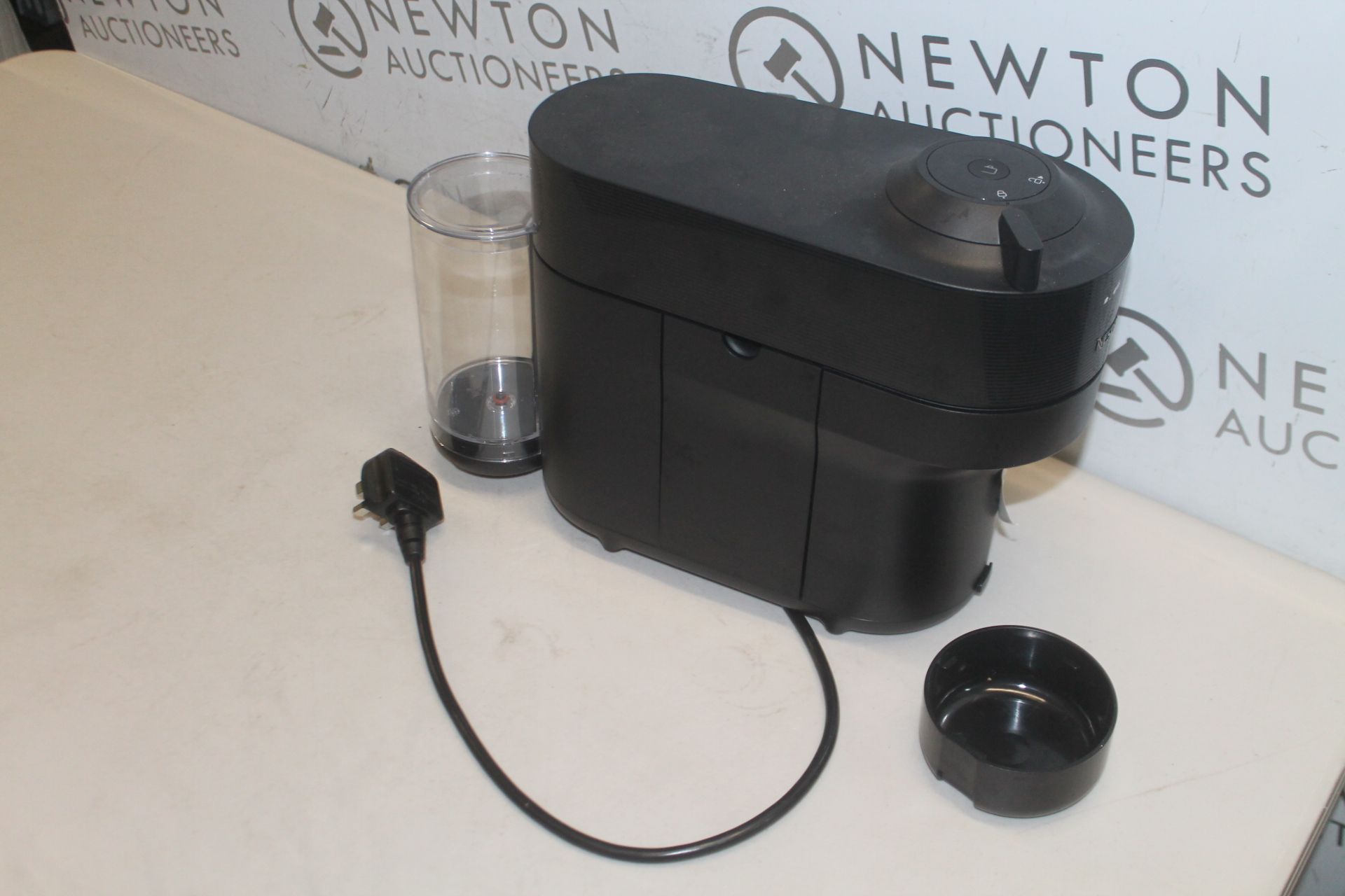 1 NESPRESSO VERTUO POP COFFEE POD MACHINE BY MAGIMIX RRP Â£79