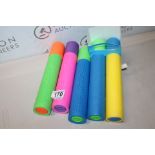 1 ZURU XSHOT WATER BLASTER RRP Â£12.99