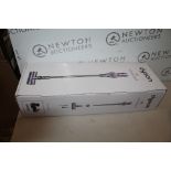 1 BOXED DYSON V8 ADVANCED CORDLESS VACCUM CLEANER RRP Â£199