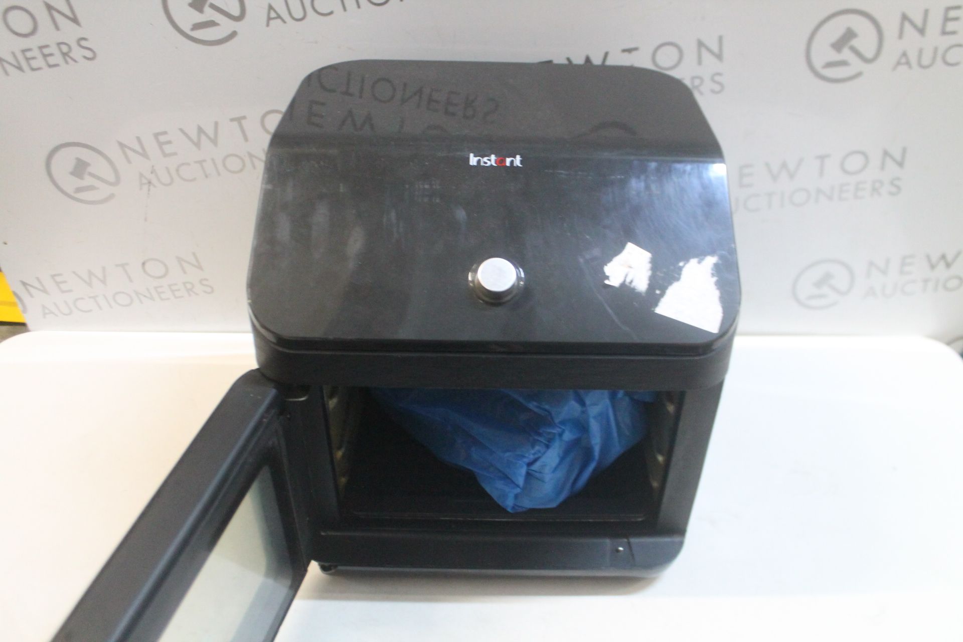 1 INSTANT VORTEX CLEARCOOK AIR FRYER OVEN, 13L RRP Â£119