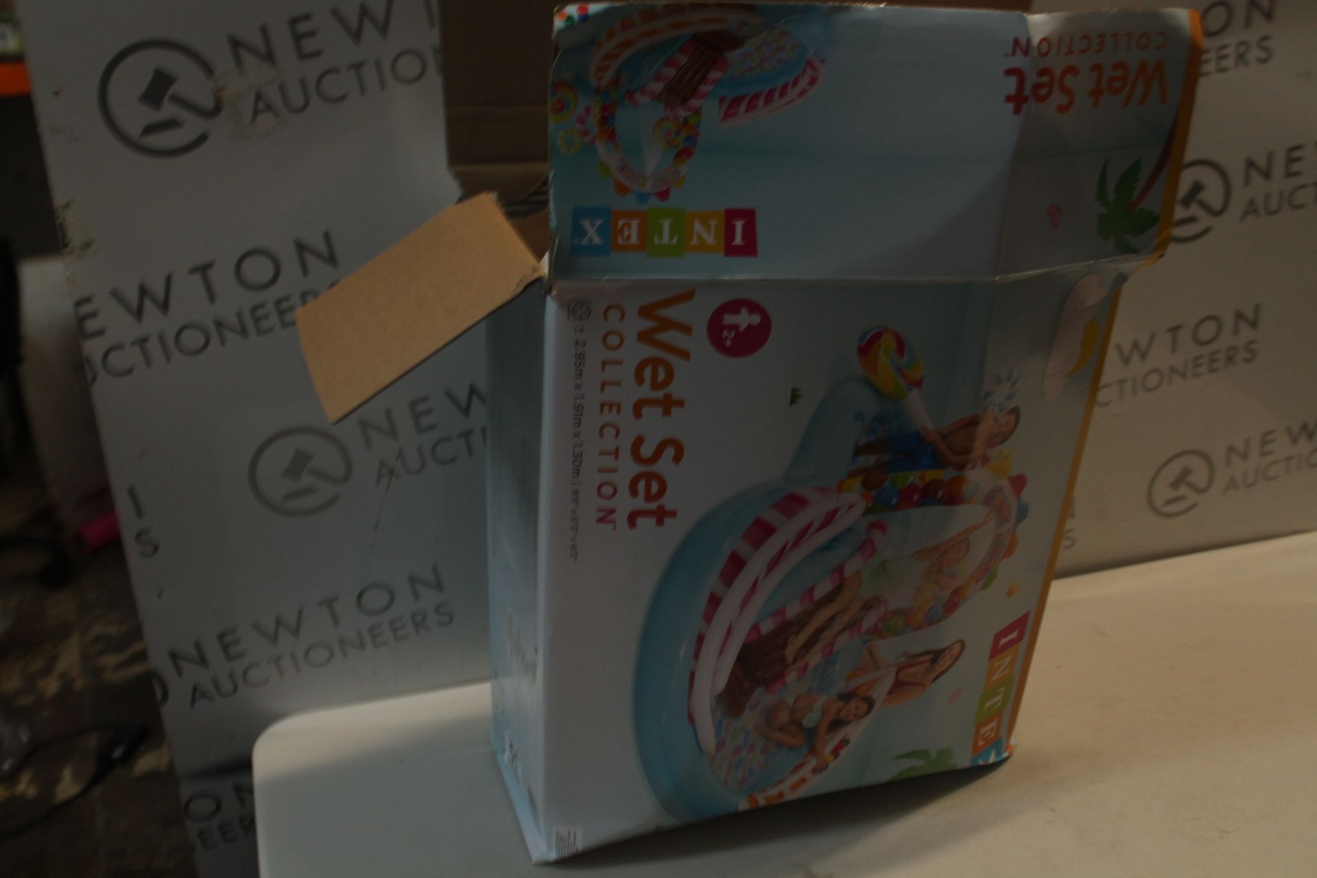 1 BOXED INTEX CANDY ZONE INFLATABLE PLAYCENTRE (3+ YEARS) RRP Â£29