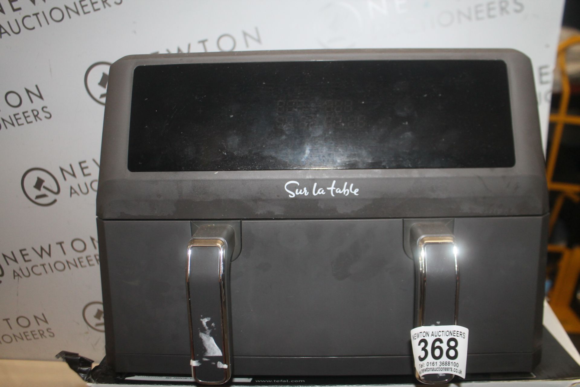 1 SUR LA TABLE DIGITAL AIR FRYER DUAL BASKET 10.4L RRP Â£109.99