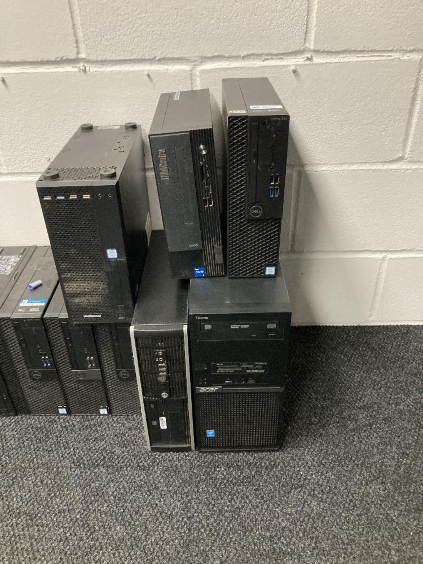 Large Quantity Of Various Make/Model Desktop Computer Towers - Image 6 of 12