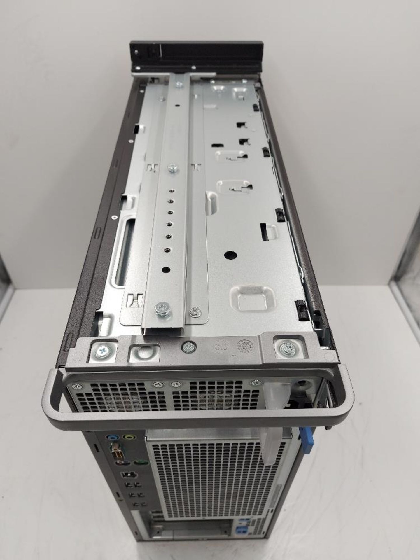 Dell Precision 5820 Desktop Tower Workstation - Image 5 of 7