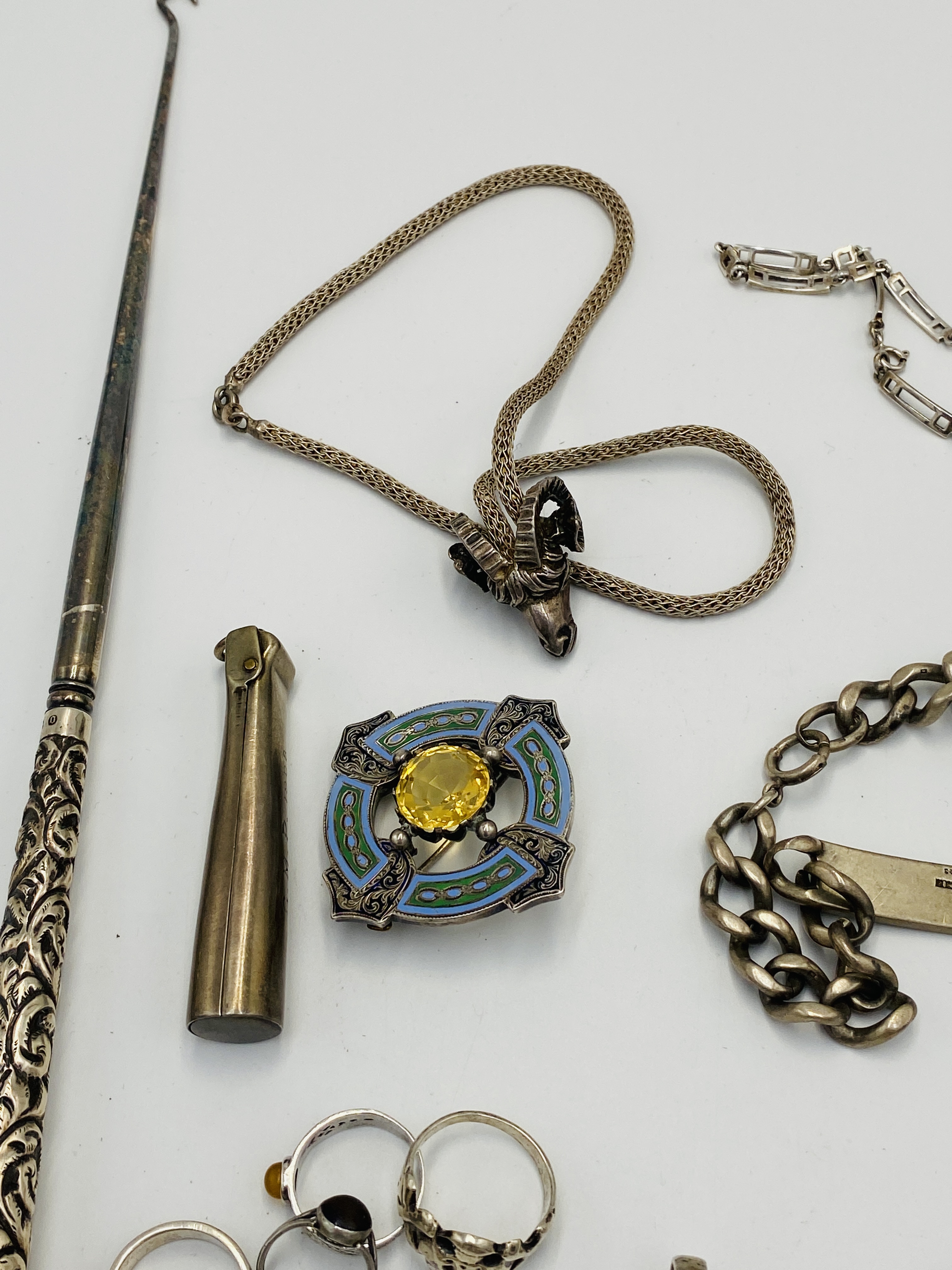 A quantity of silver and white metal jewellery together with a silver handled button hook - Image 10 of 11