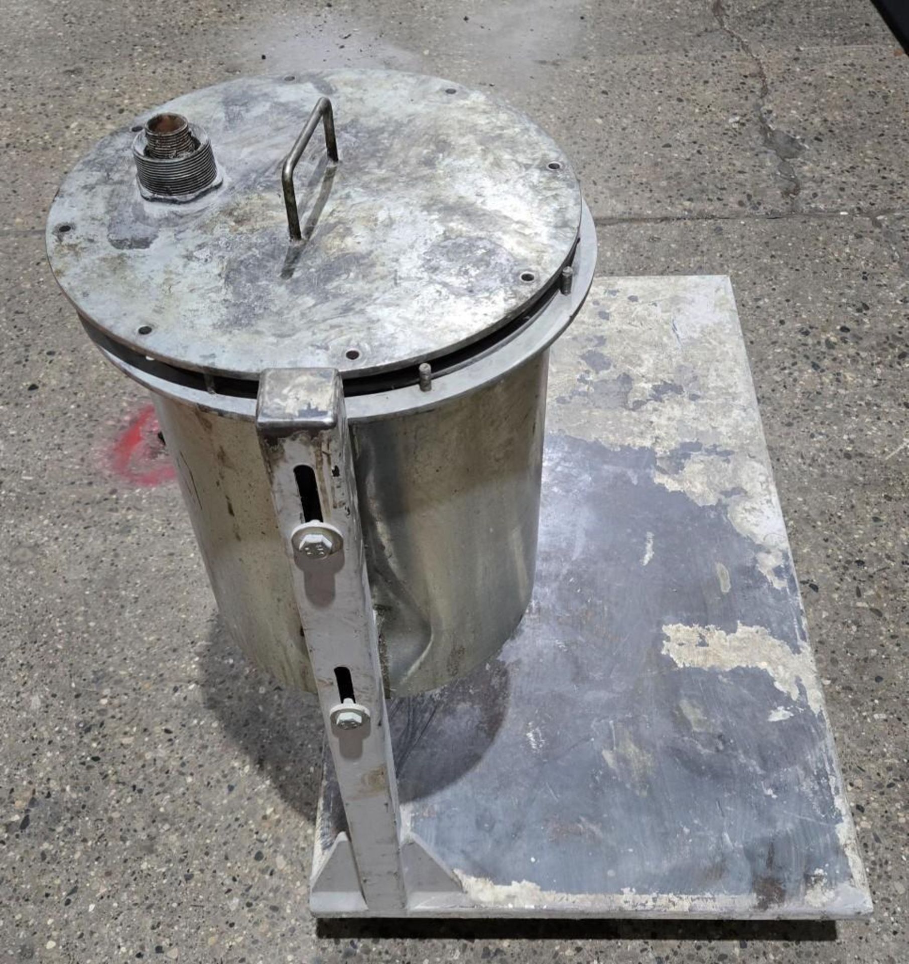 STAINLESS STEEL BULK BAG TABLE WITH HOPPER USED - Image 4 of 13