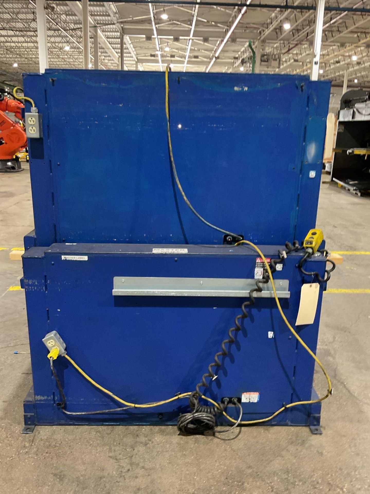 SOUTHWORTH C2-24 & ROLL-24 HYDRAULIC LIFT TABLES 2,000 LB CAPACITY EACH USED - Image 6 of 10