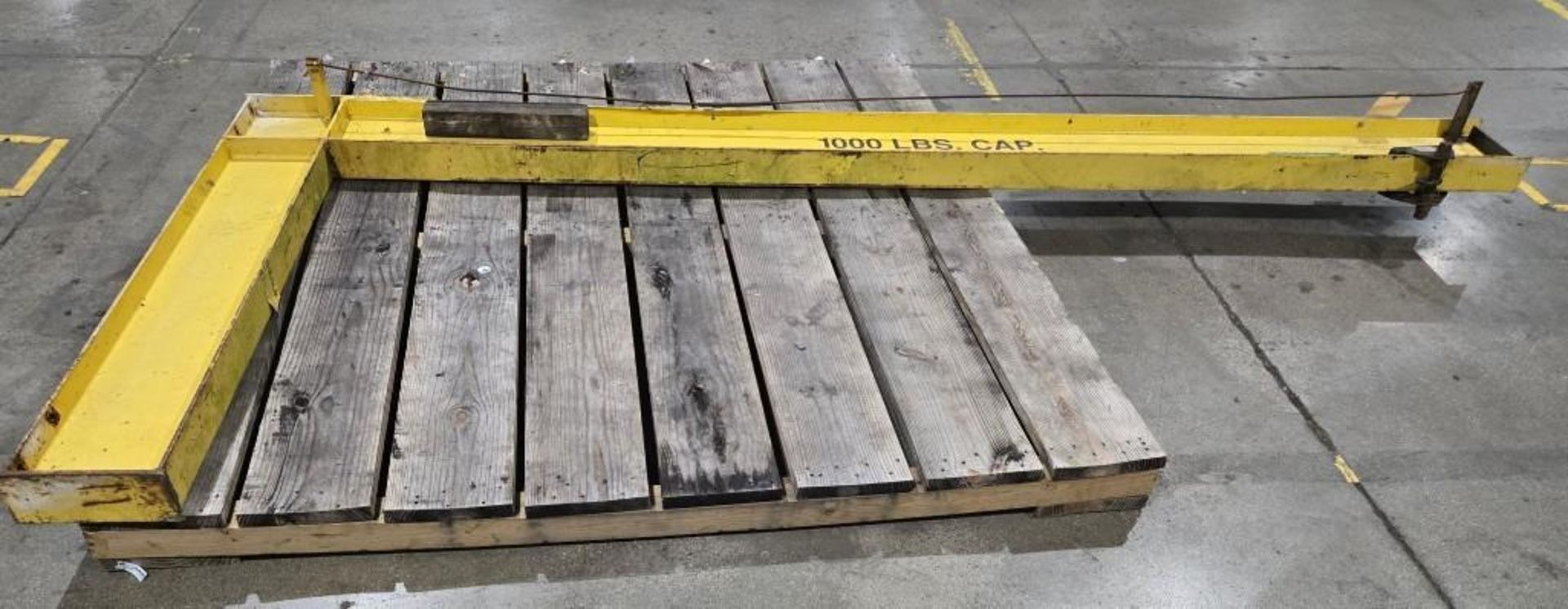 1000 LB WALL MOUNTED JIB CRANE ARM USED - Image 3 of 8