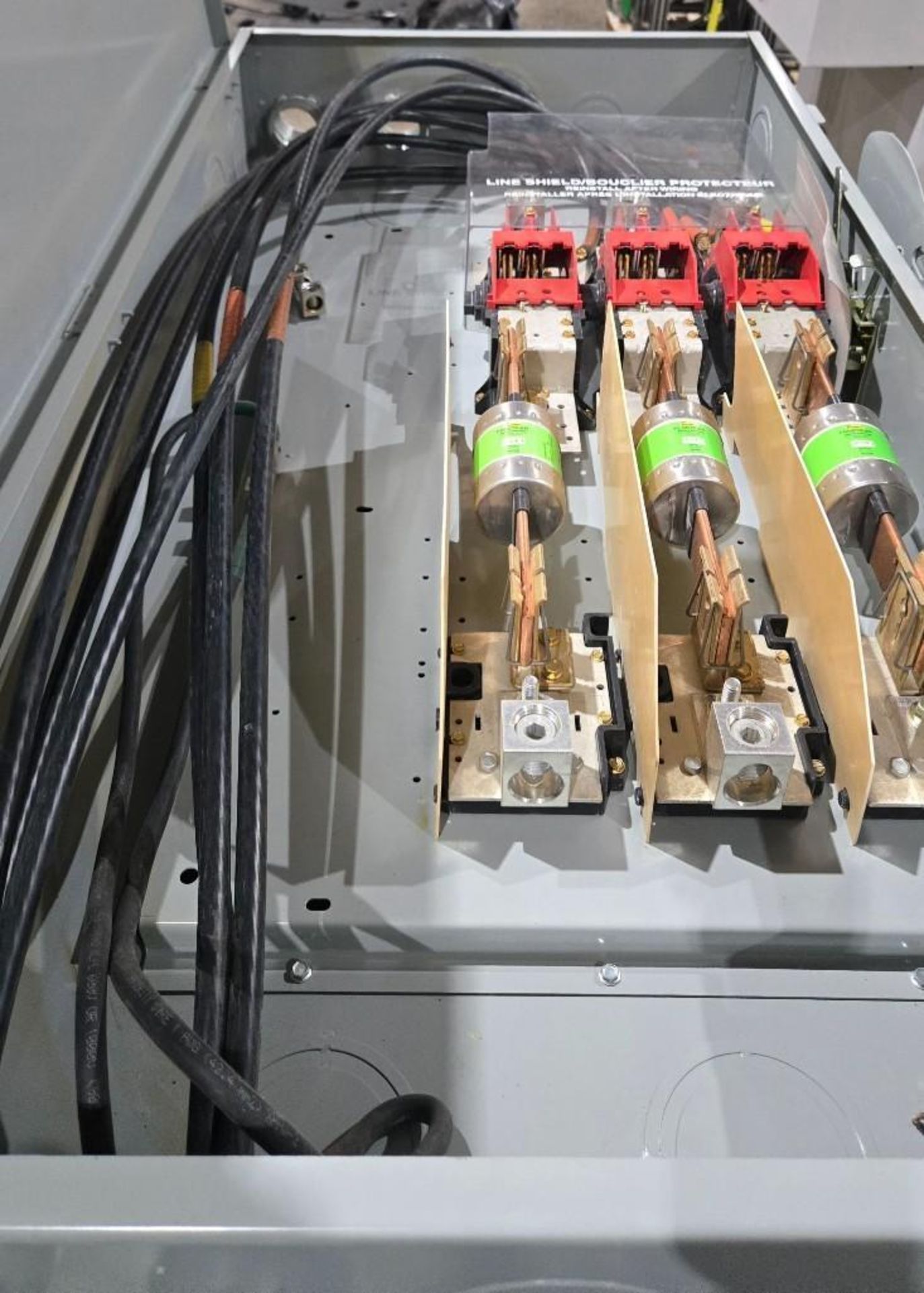 SQUARE D 220T144HDIT 460V 220KVA TRANSFORMER WITH DISCONNECT USED - Image 3 of 7