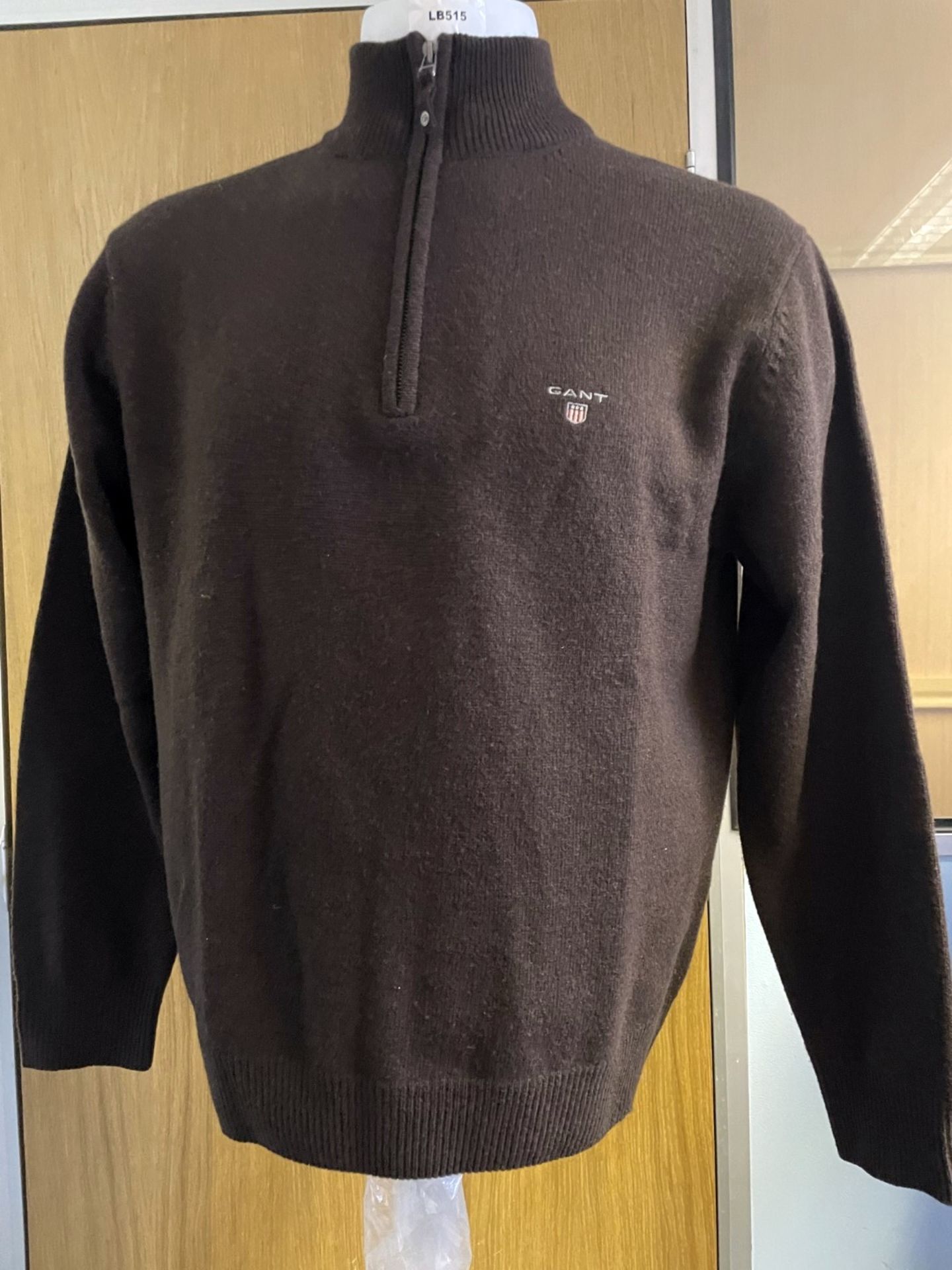 1 x GANT Men's Superfine Lambswool Half Zip Sweater - Size UK Large - Ref: LB515 - CL1020 - NO VAT - Image 7 of 13