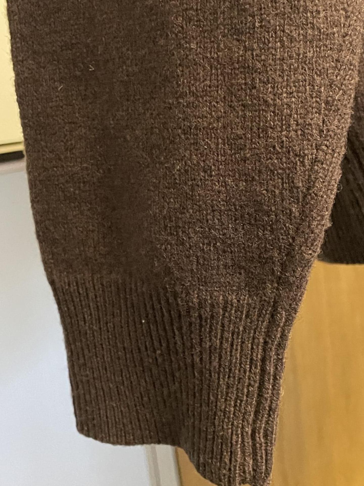 1 x GANT Men's Superfine Lambswool Half Zip Sweater - Size UK Large - Ref: LB515 - CL1020 - NO VAT - Image 6 of 13