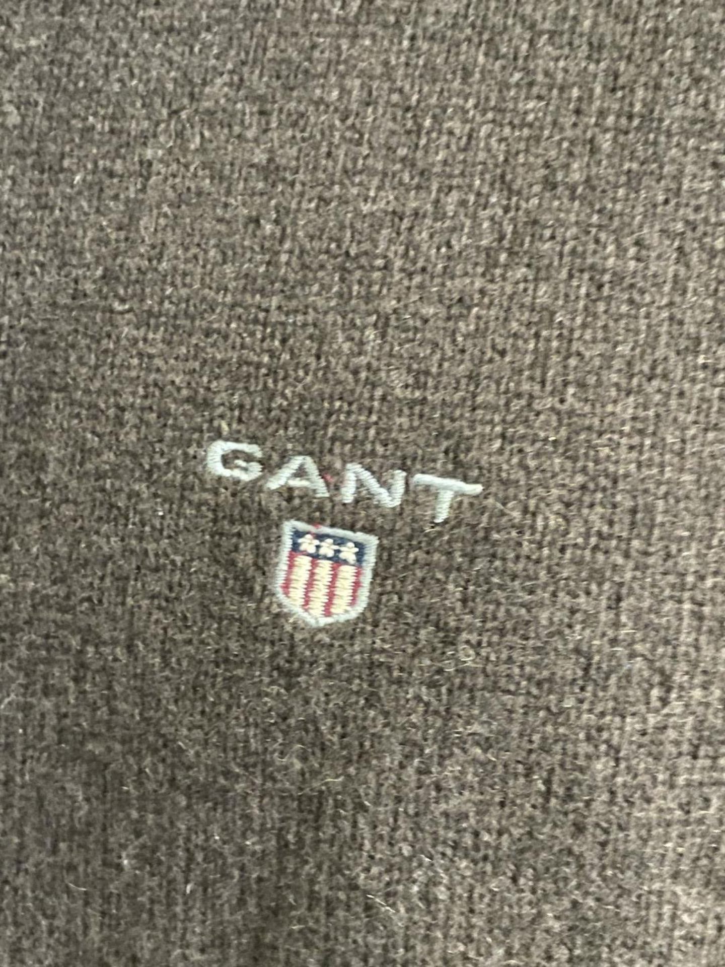 1 x GANT Men's Superfine Lambswool Half Zip Sweater - Size UK Large - Ref: LB515 - CL1020 - NO VAT - Image 11 of 13
