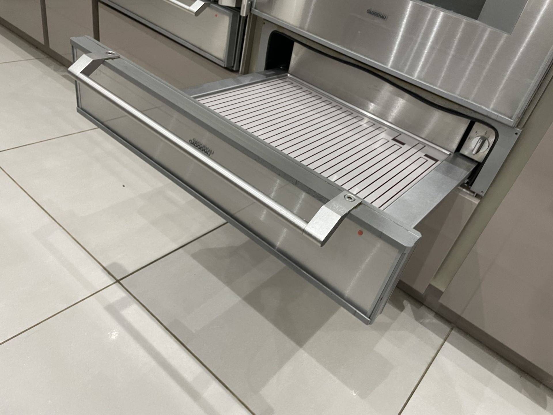 1 x Stunning Siematic S2 Luxury Kitchen with Gaggenau Appliances, from a Multimillion Pound Mansion - Image 43 of 99