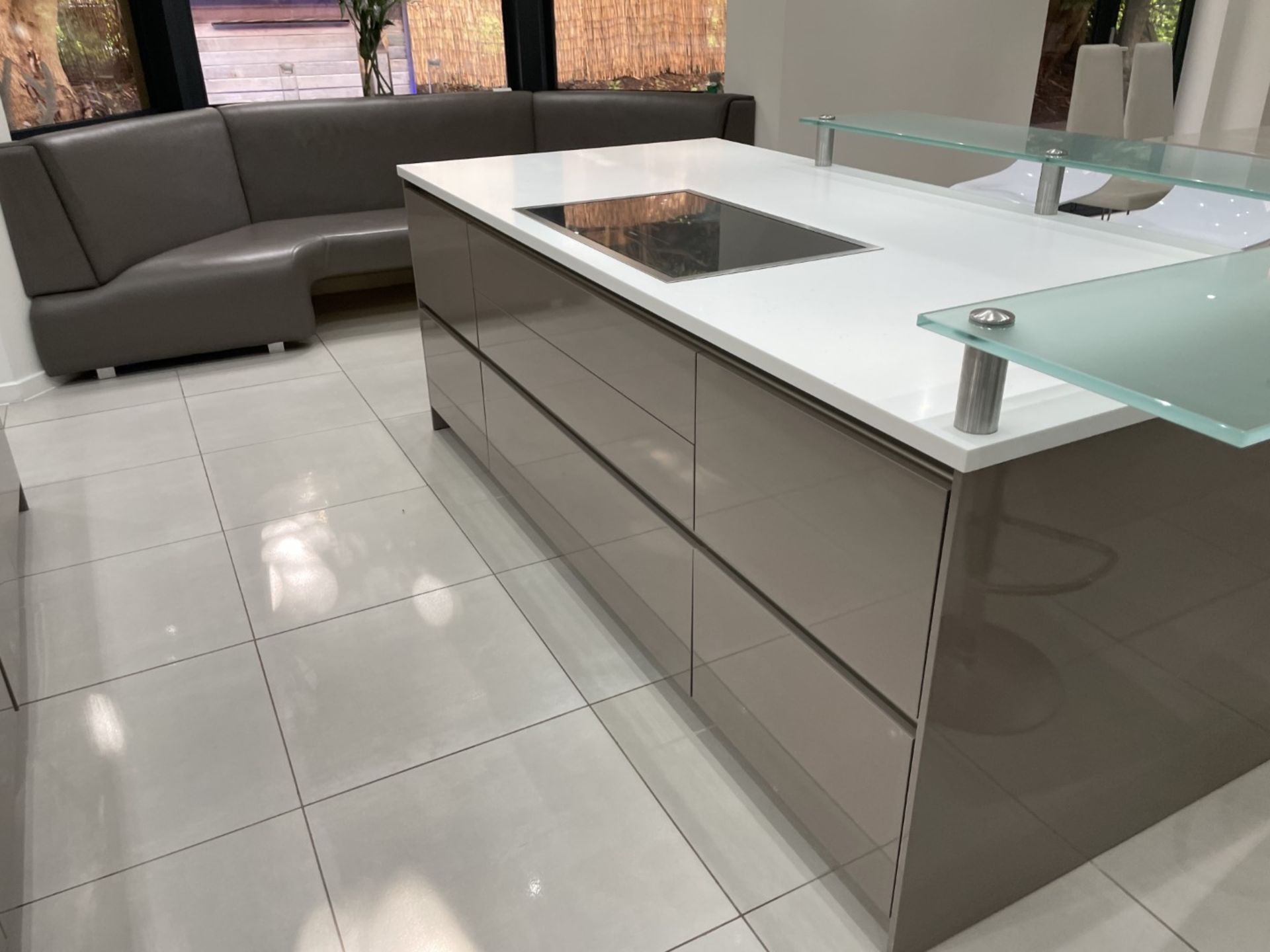 1 x Stunning Siematic S2 Luxury Kitchen with Gaggenau Appliances, from a Multimillion Pound Mansion - Image 57 of 99