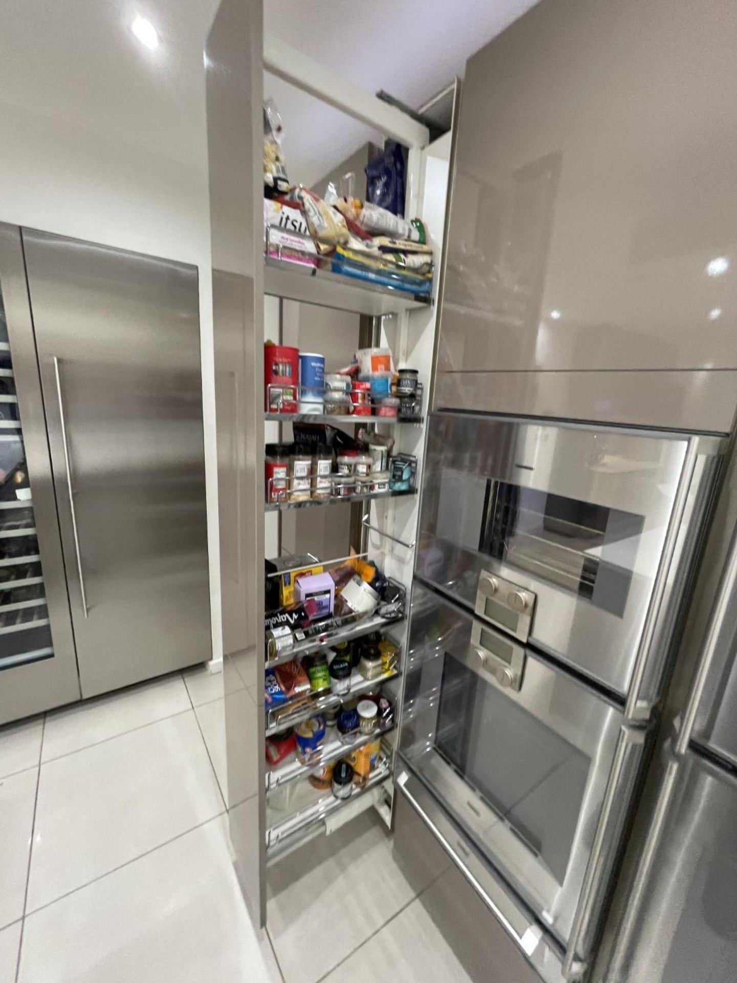 1 x Stunning Siematic S2 Luxury Kitchen with Gaggenau Appliances, from a Multimillion Pound Mansion - Image 36 of 99