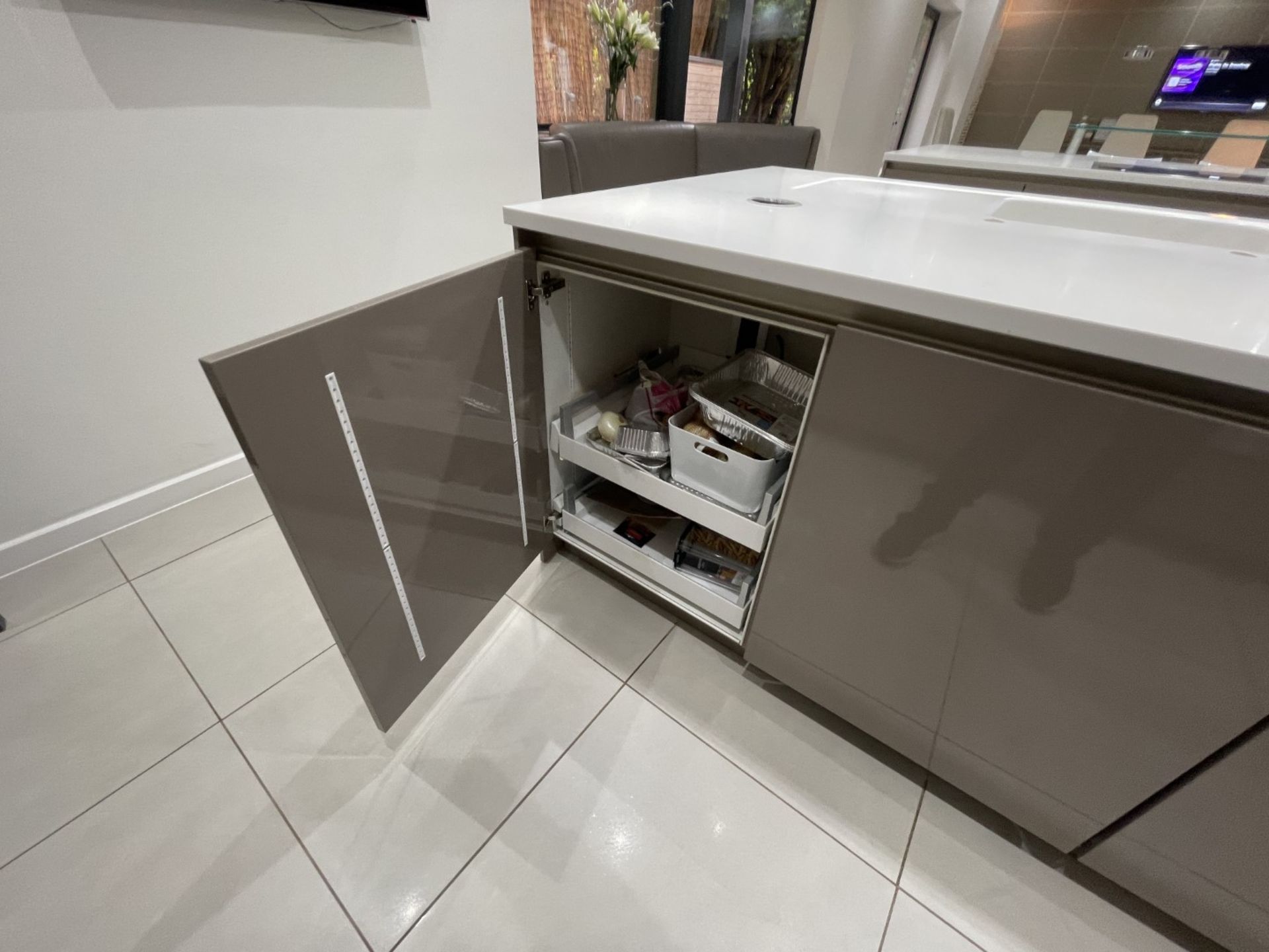 1 x Stunning Siematic S2 Luxury Kitchen with Gaggenau Appliances, from a Multimillion Pound Mansion - Image 22 of 99