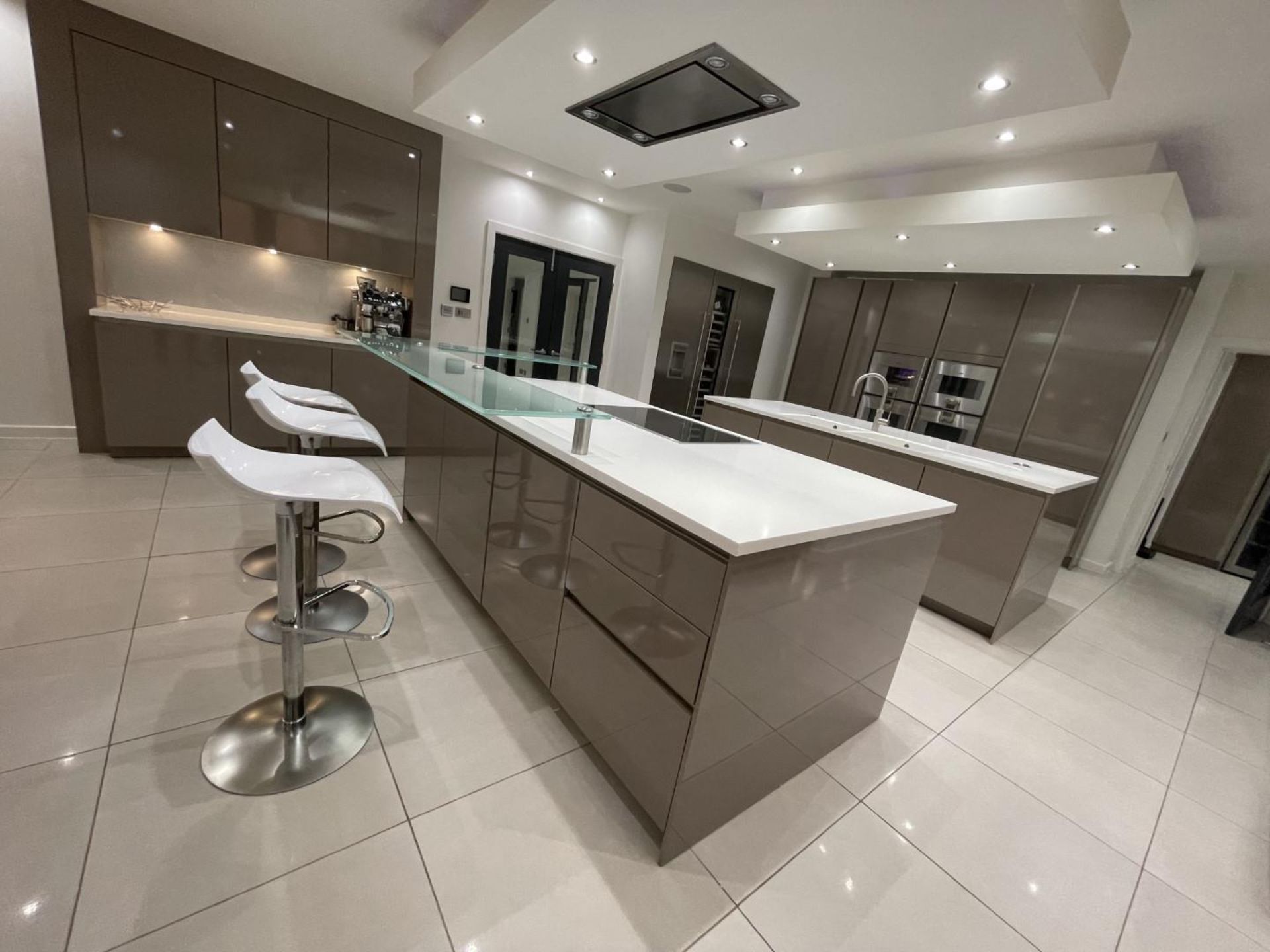 1 x Stunning Siematic S2 Luxury Kitchen with Gaggenau Appliances, from a Multimillion Pound Mansion - Image 26 of 99