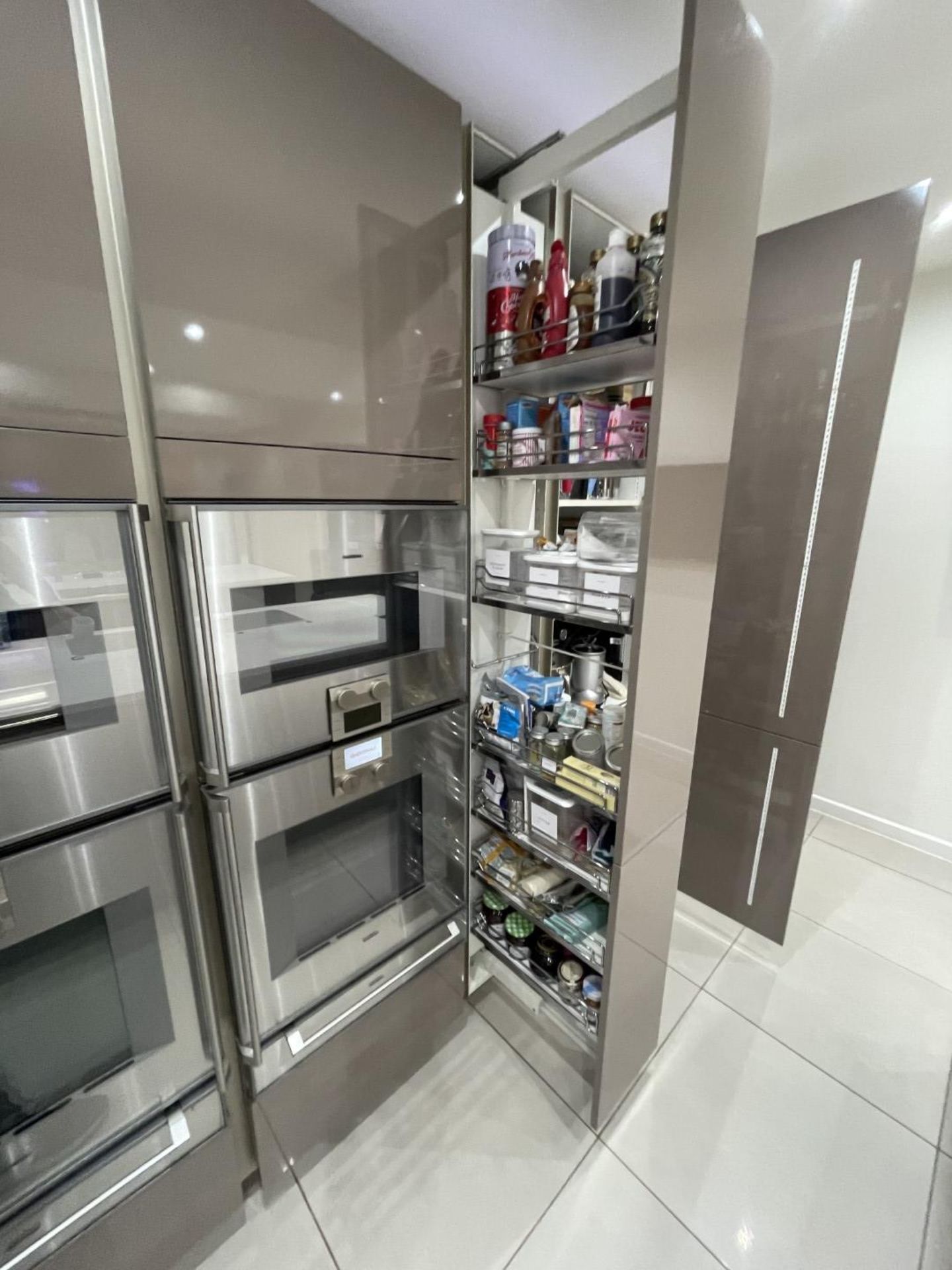 1 x Stunning Siematic S2 Luxury Kitchen with Gaggenau Appliances, from a Multimillion Pound Mansion - Image 9 of 99
