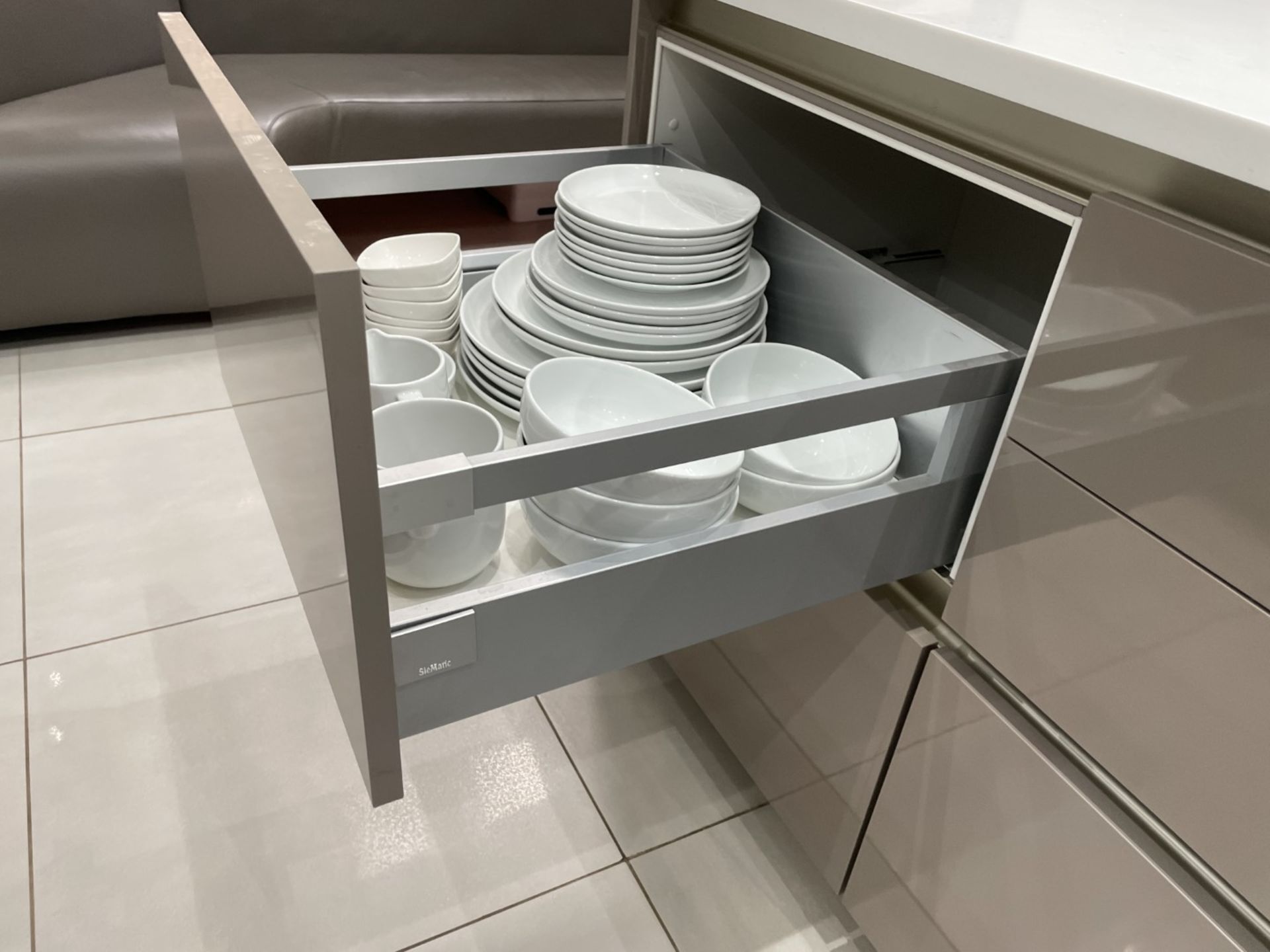 1 x Stunning Siematic S2 Luxury Kitchen with Gaggenau Appliances, from a Multimillion Pound Mansion - Image 90 of 99