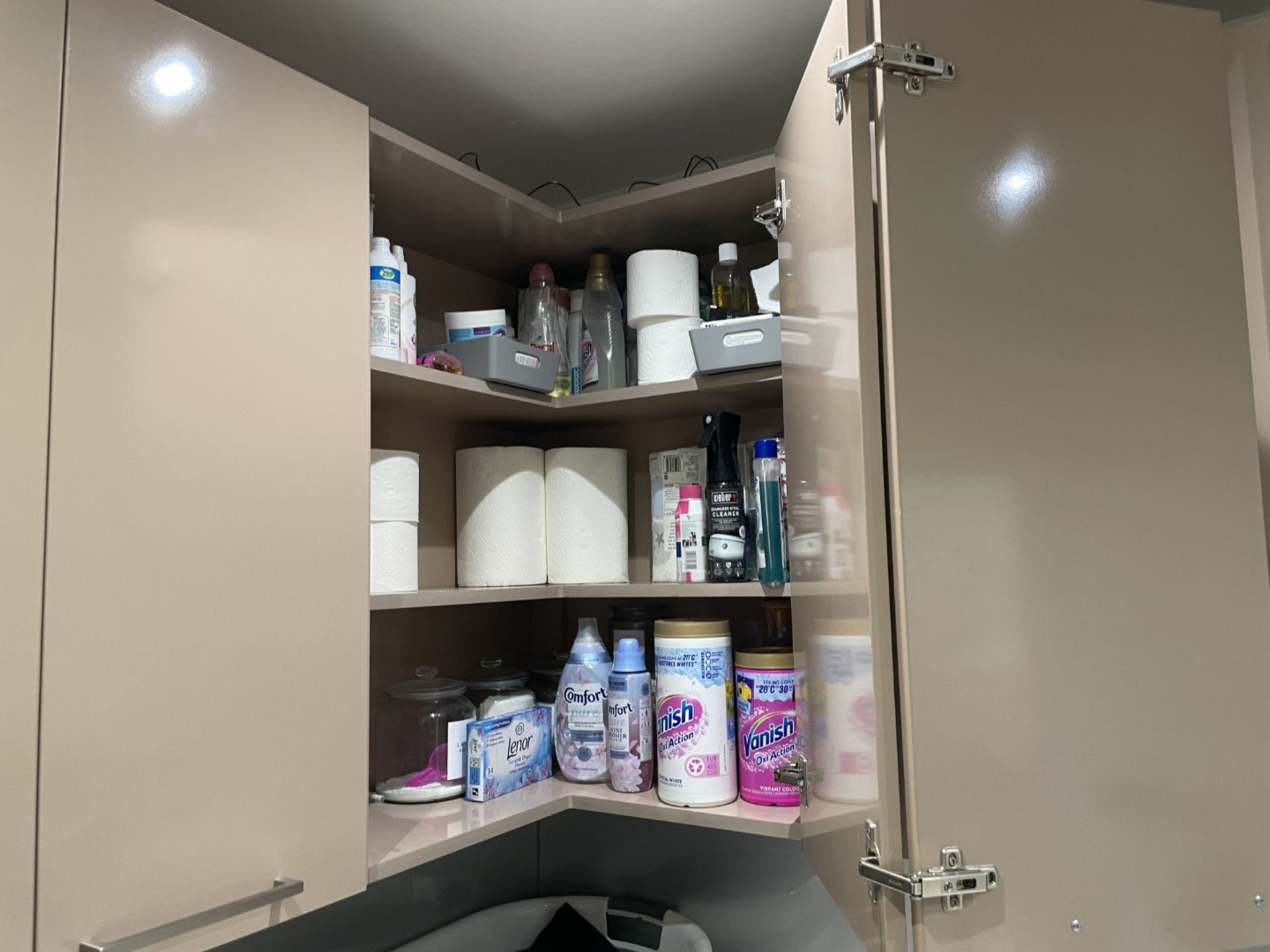 1 x Stunning Siematic S2 Luxury Kitchen with Gaggenau Appliances, from a Multimillion Pound Mansion - Image 45 of 99