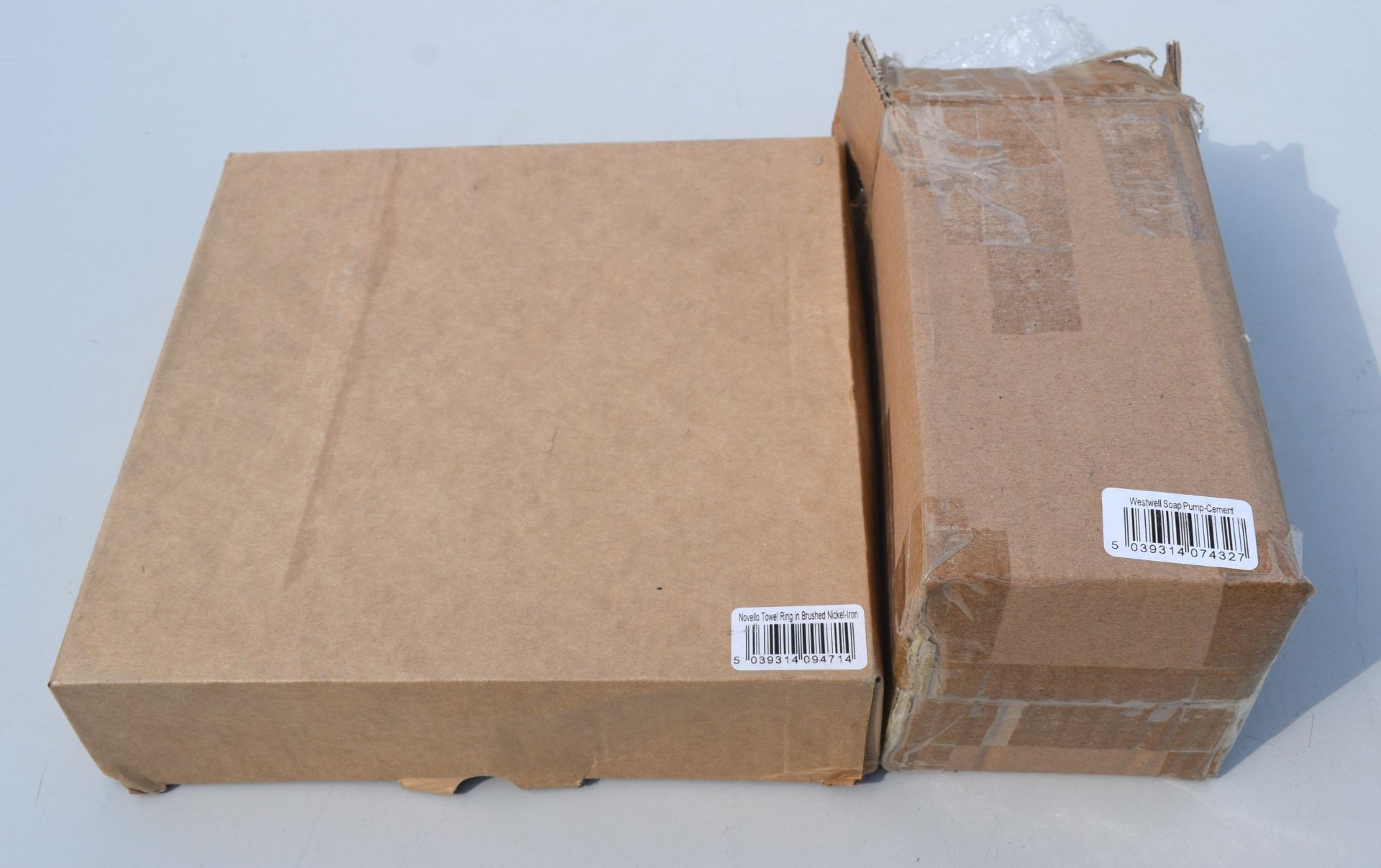 1 x Novello Towel Ring In Brushed Nickel & 1 X Westwell Soap Pump - Ref: GTC768/GTCC19 - CL1017 -