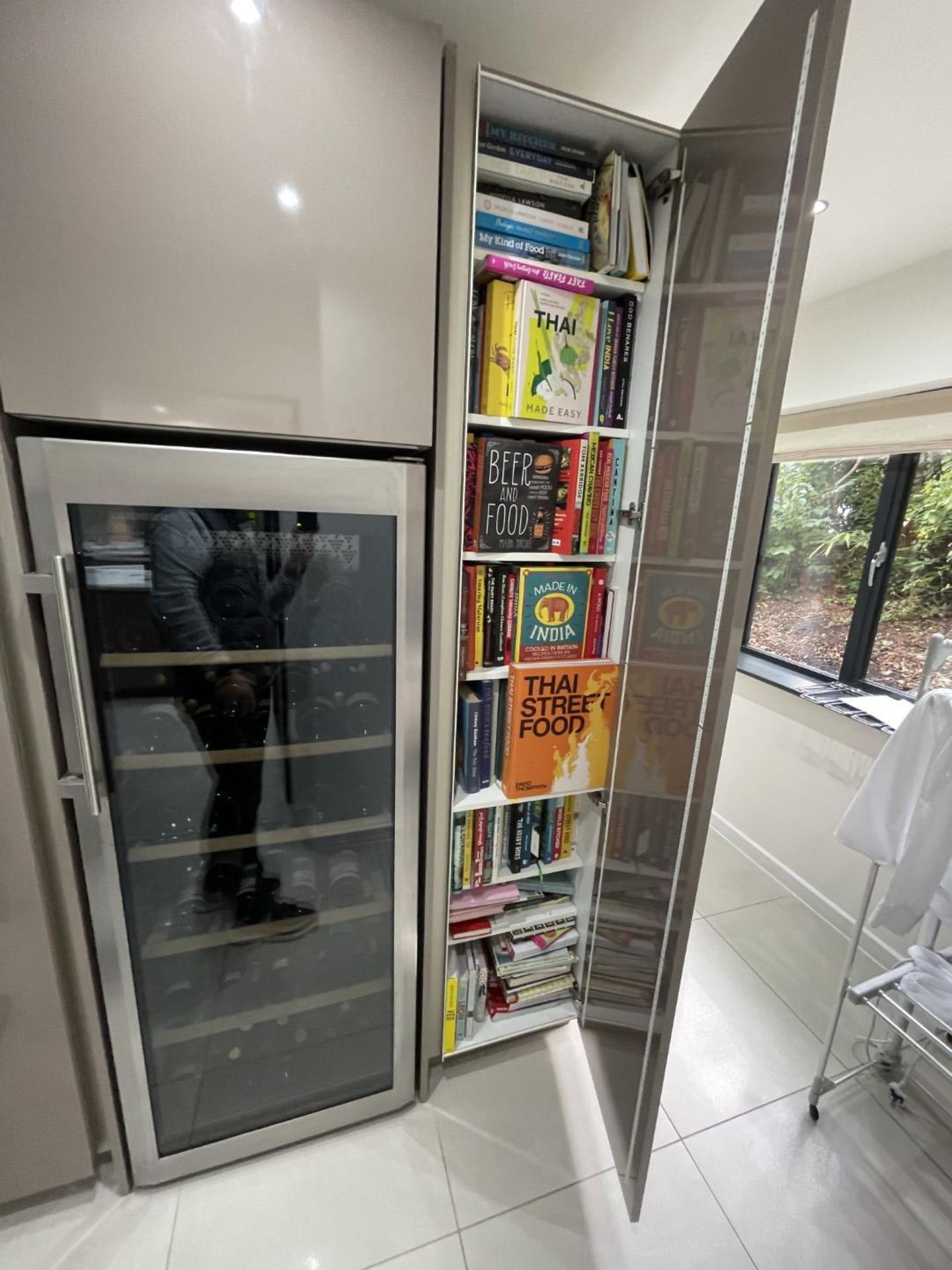 1 x Stunning Siematic S2 Luxury Kitchen with Gaggenau Appliances, from a Multimillion Pound Mansion - Image 59 of 99