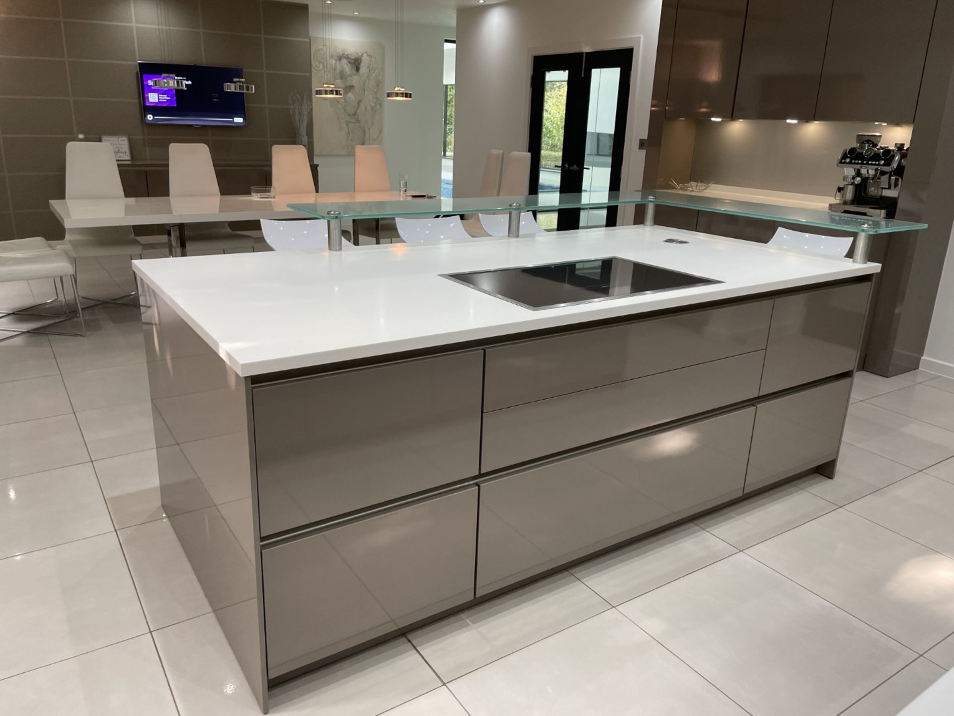 1 x Stunning Siematic S2 Luxury Kitchen with Gaggenau Appliances, from a Multimillion Pound Mansion - Image 33 of 99