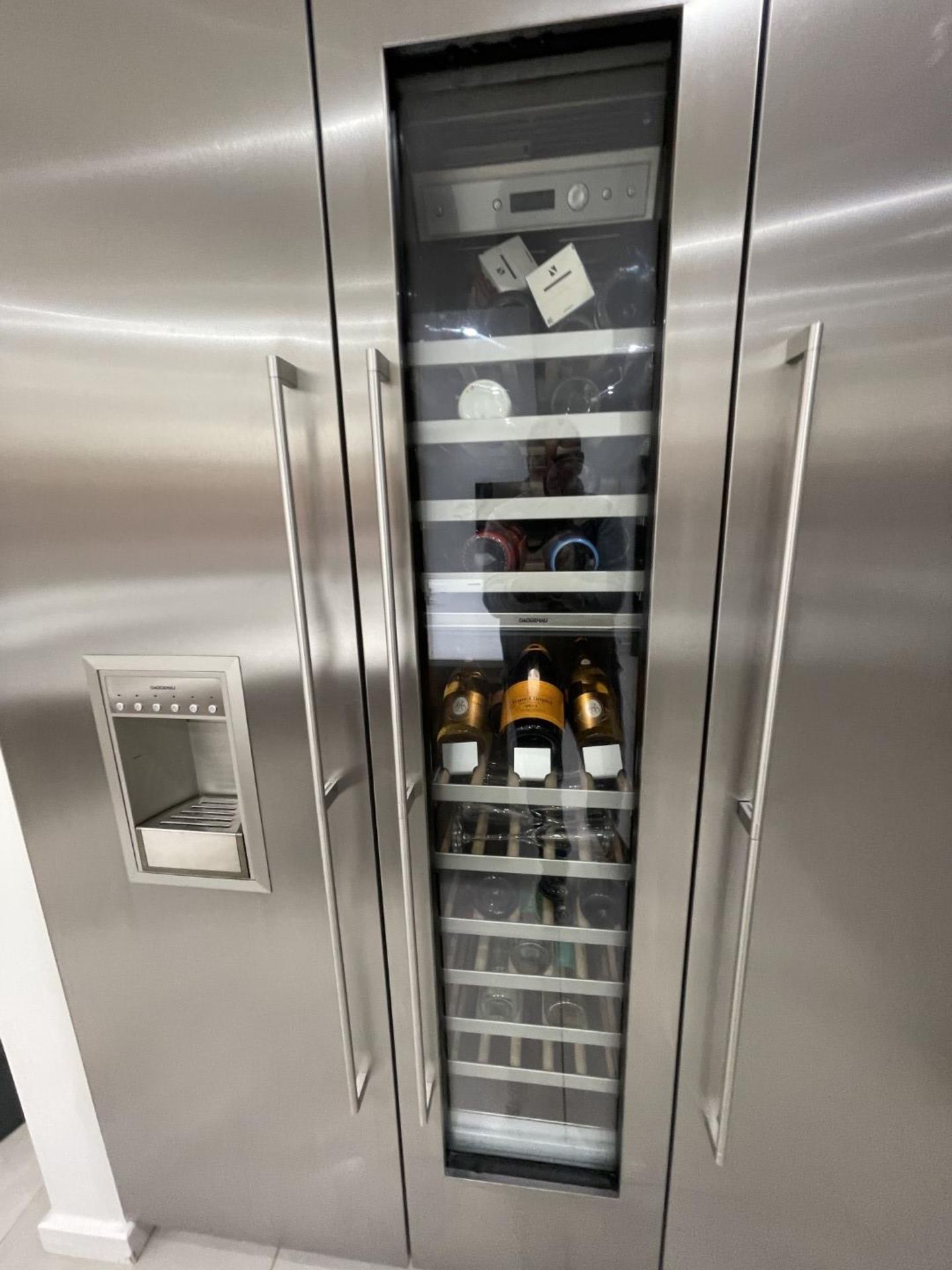 1 x Stunning Siematic S2 Luxury Kitchen with Gaggenau Appliances, from a Multimillion Pound Mansion - Image 2 of 99