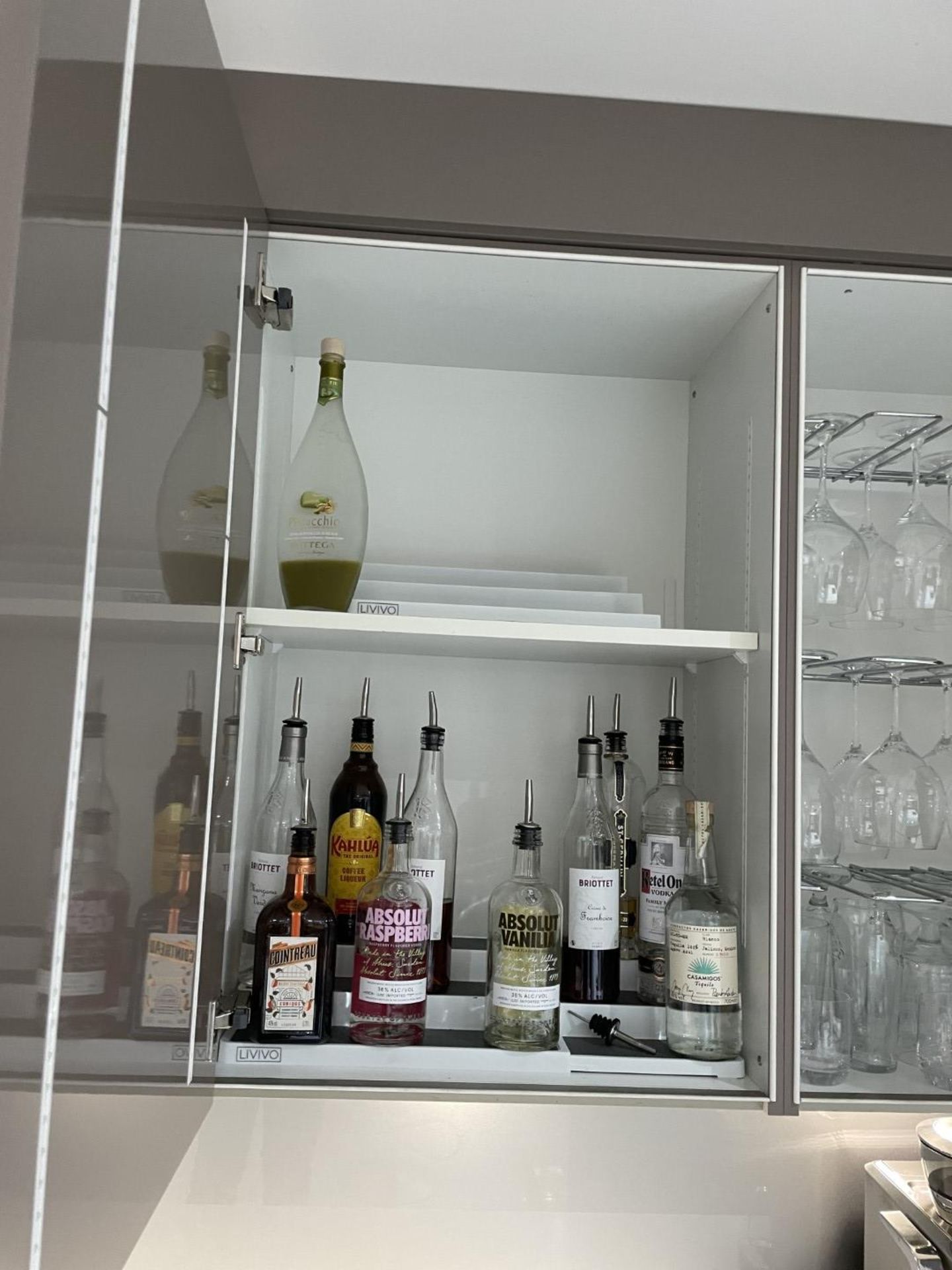 1 x Stunning Siematic S2 Luxury Kitchen with Gaggenau Appliances, from a Multimillion Pound Mansion - Image 15 of 99