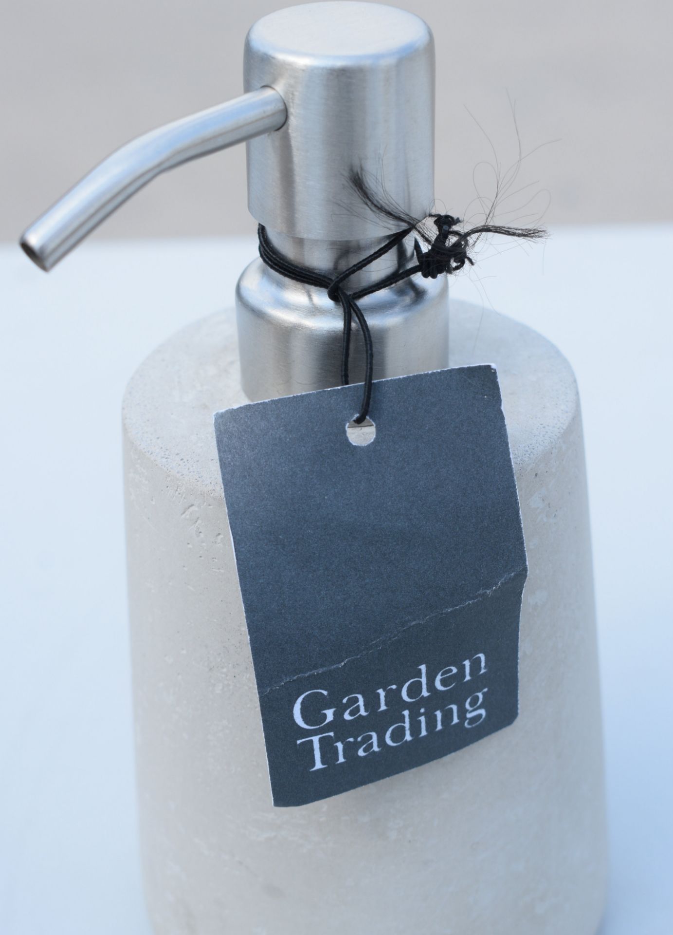 1 x Novello Towel Ring In Brushed Nickel & 1 X Westwell Soap Pump - Ref: GTC768/GTCC19 - CL1017 - - Image 10 of 11