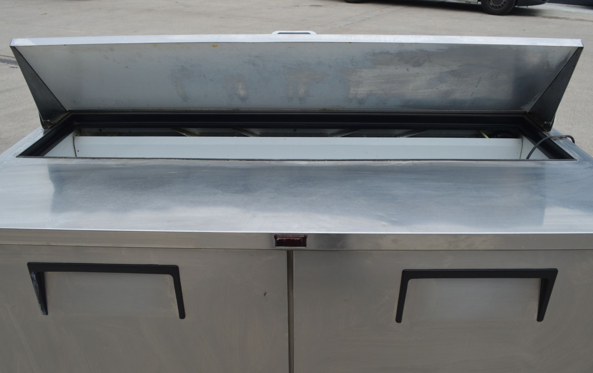 1 x True Refrigeration Two Door Prep Fridge with Pizza Topper - See Description - H112 x W158 x - Image 16 of 17